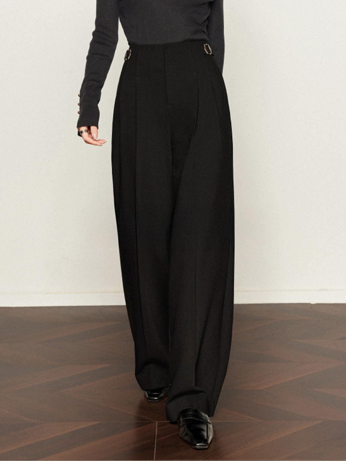 Pleated Wide-Leg Pants - Image 5