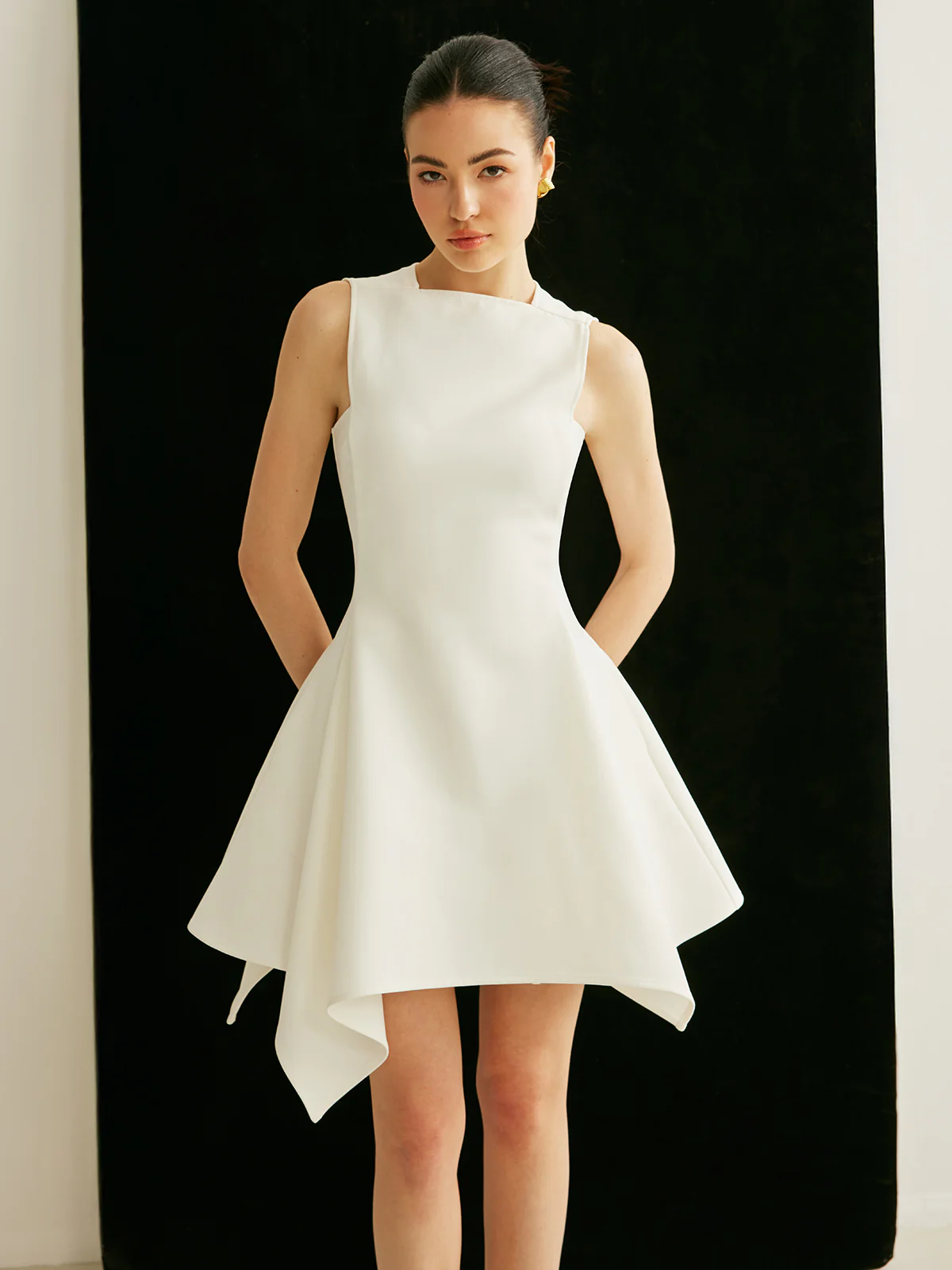 Pocket Detail Asymmetrical Dress - Image 7