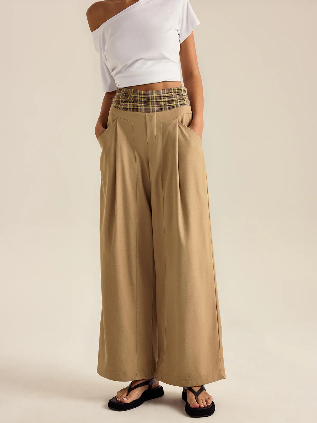 Pocketed Gingham Wide-Leg Pants - Image 2