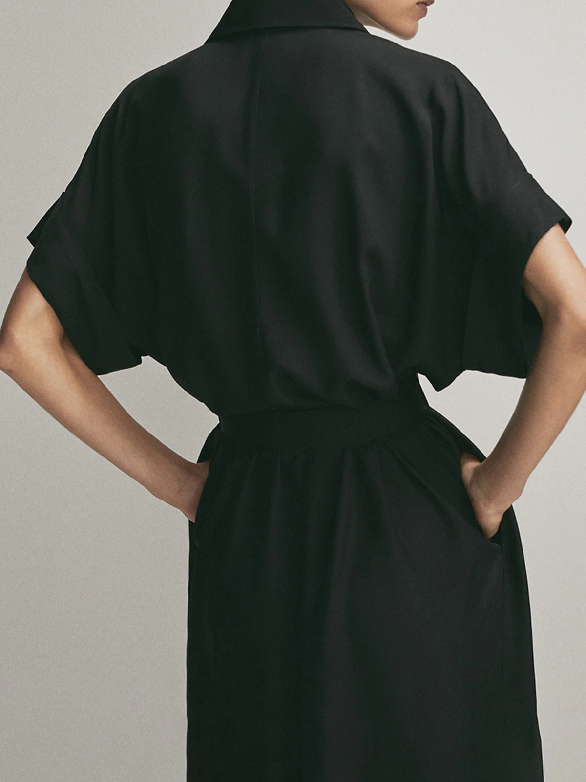 Polo Pockets Tied Midi Dress - Image 3