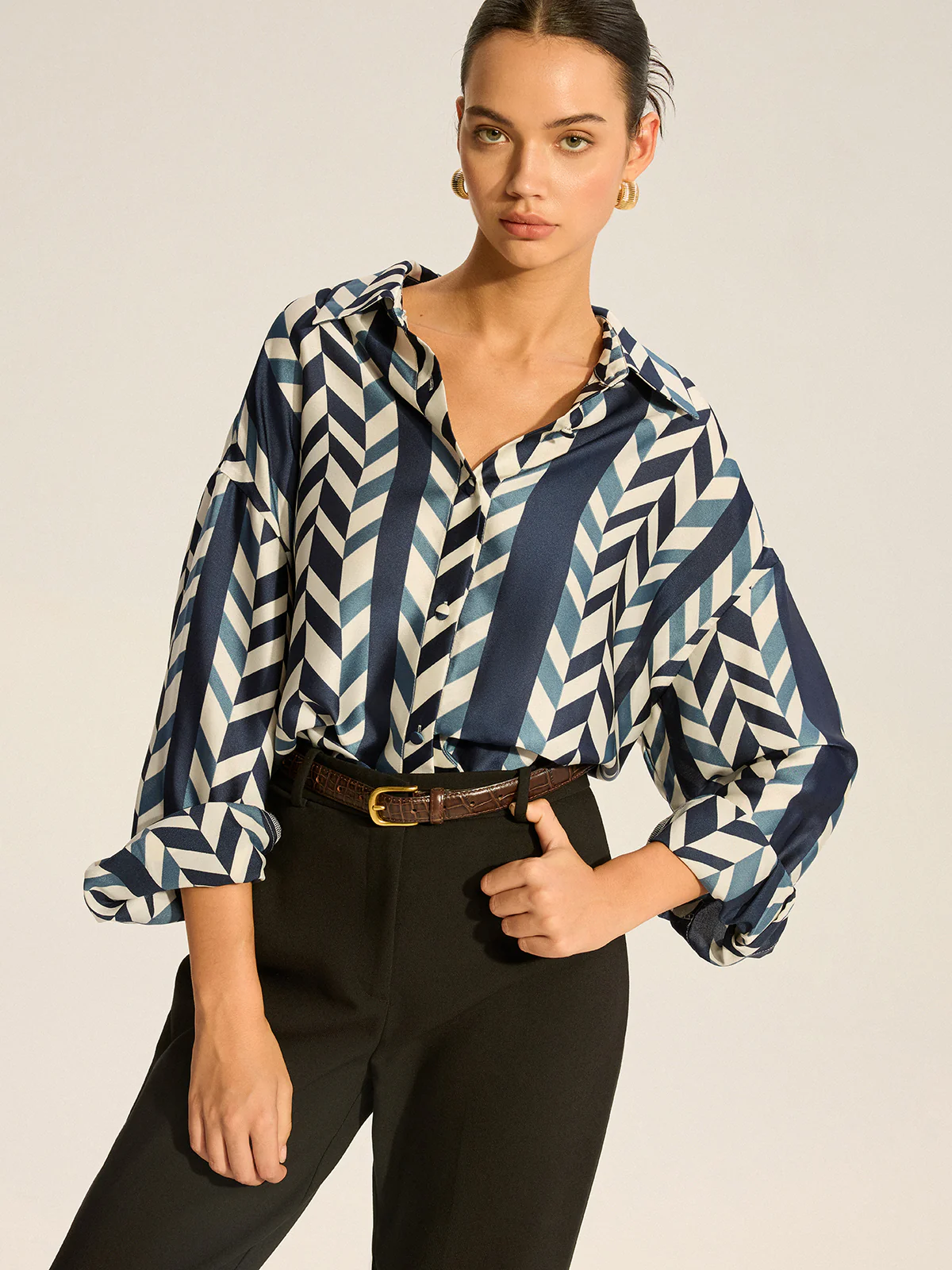 Print Oversized Satin Shirt - Image 4
