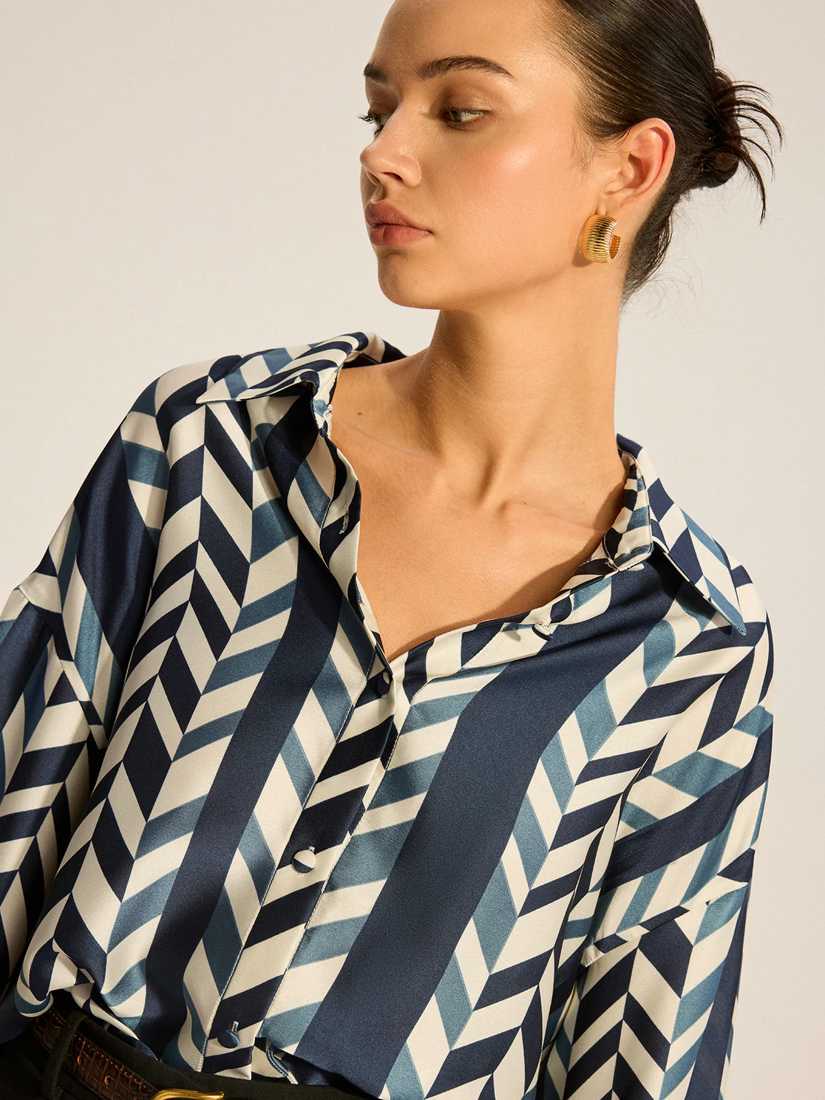 Print Oversized Satin Shirt - Image 5