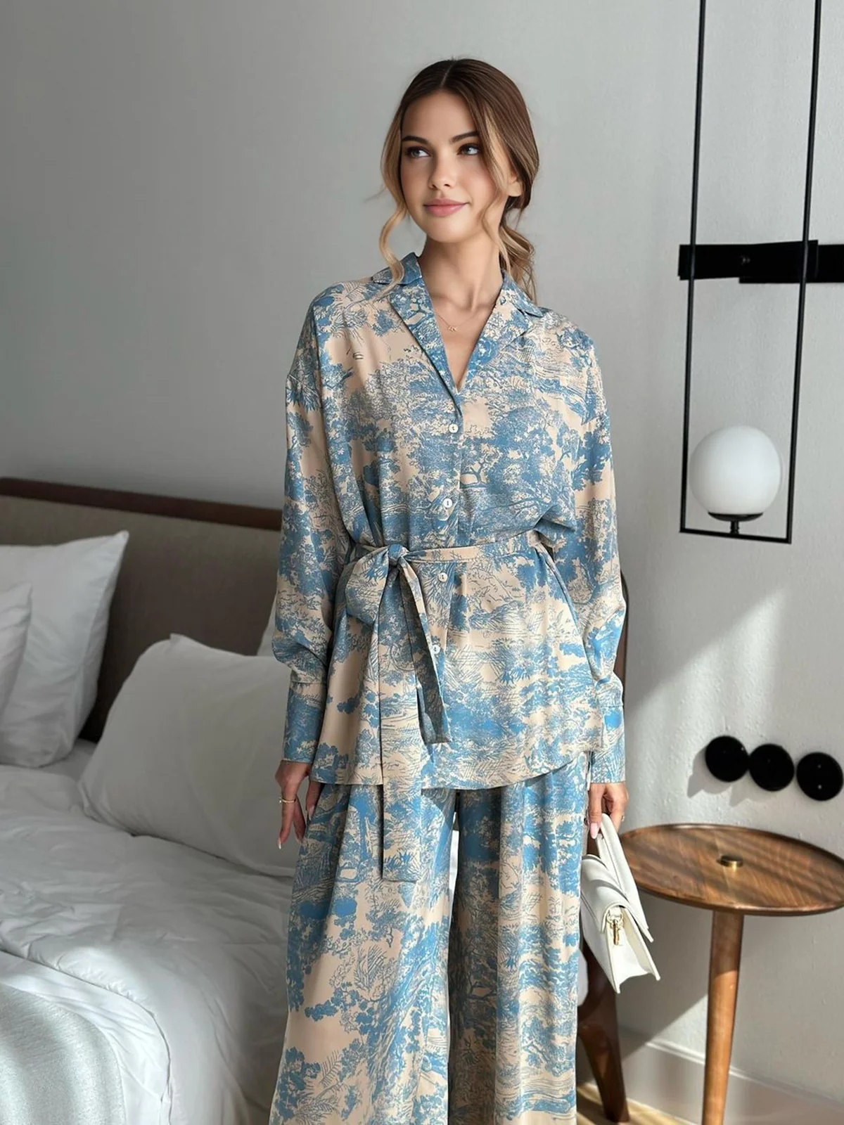 Printed Tie Up Pants Set - Image 2