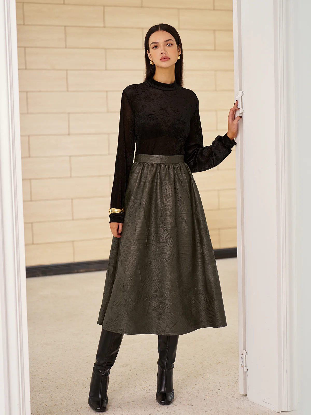 Retro Faux Leather Skirt Without Belt - Image 4