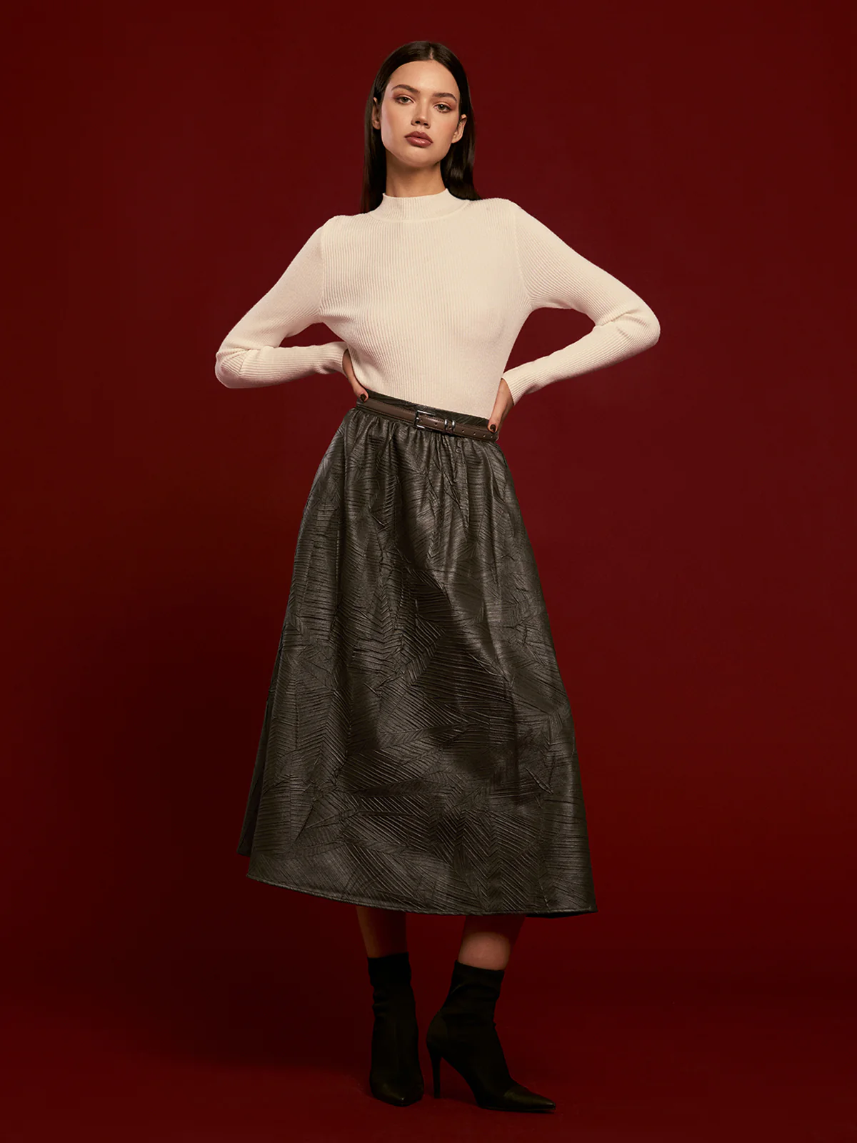 Retro Faux Leather Skirt Without Belt - Image 9