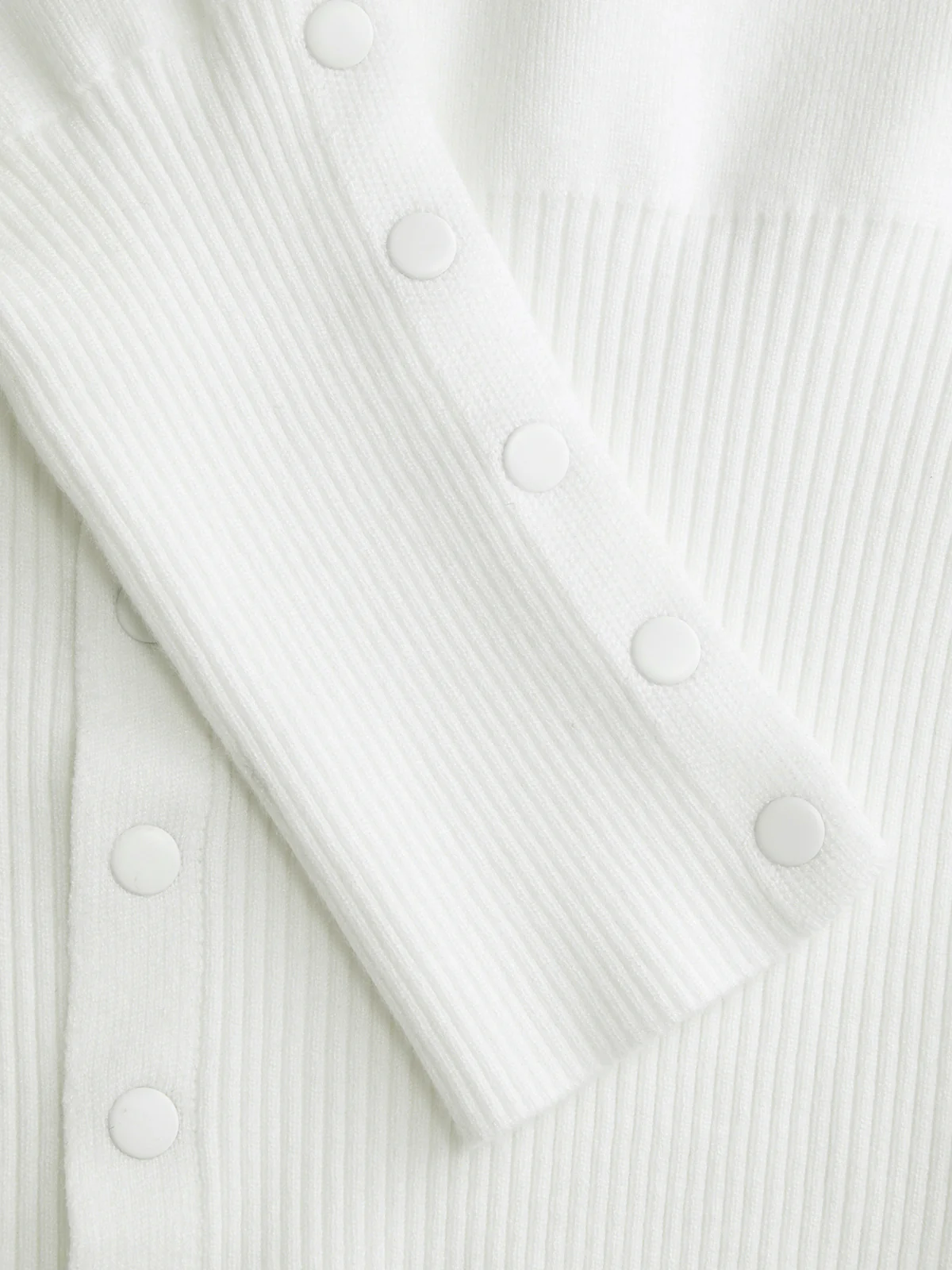 Ribbed Cinched-Waist Button-Front Cardigan - Image 4