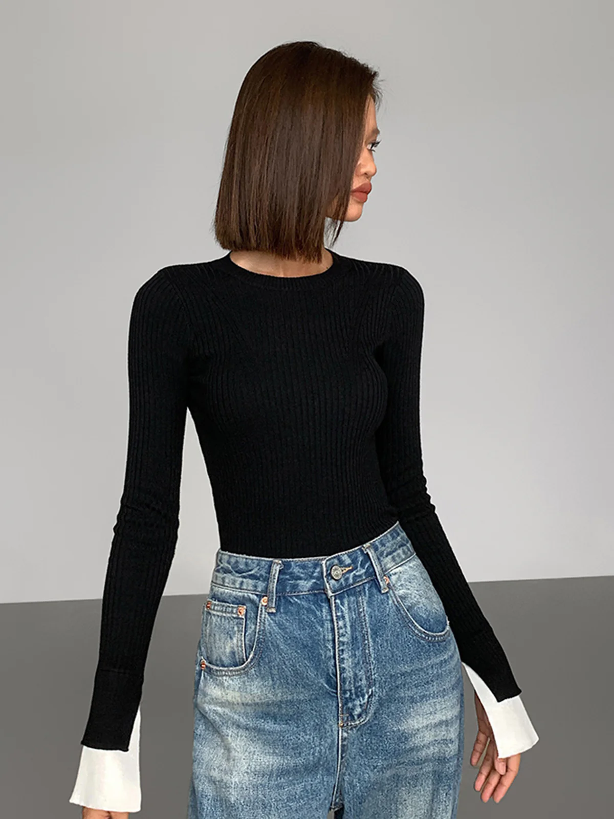 Ribbed Contrast Cuff Sweater - Image 4
