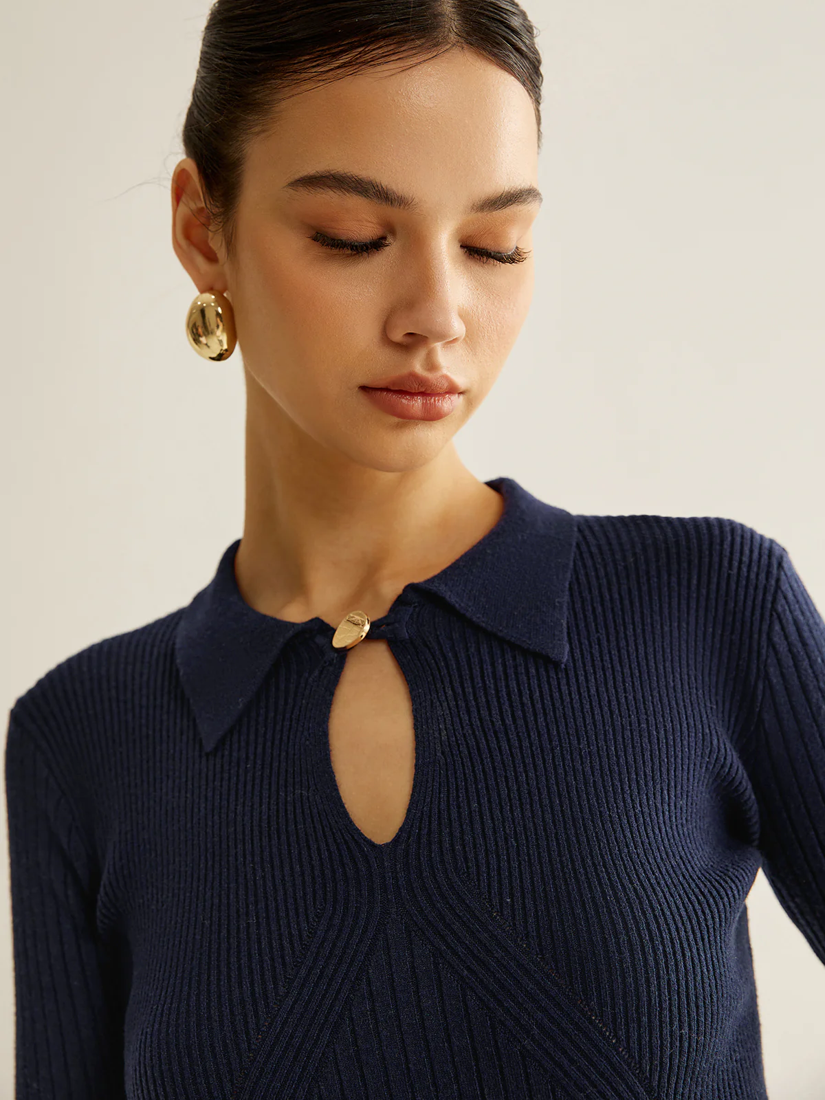 Ribbed Keyhole Neckline Polo Sweater - Image 5