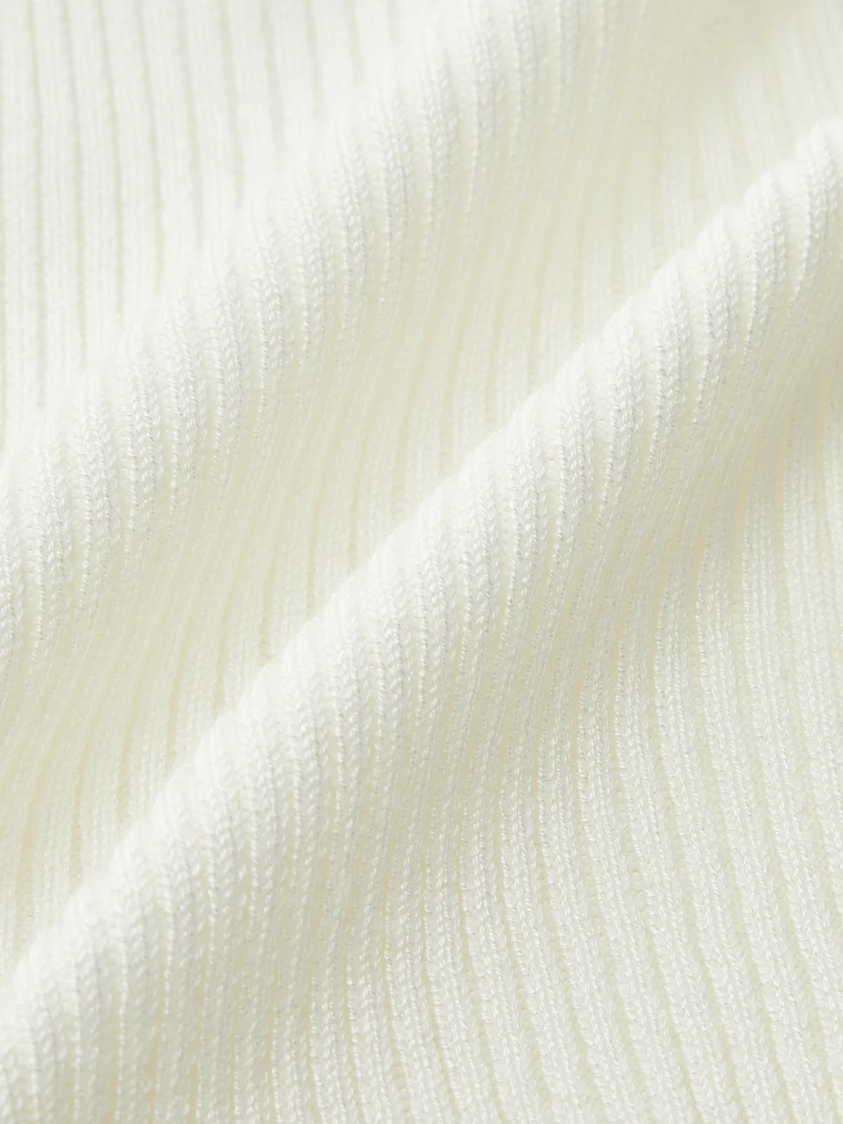 Ribbed Knit Metal Button Cami Top - Image 7