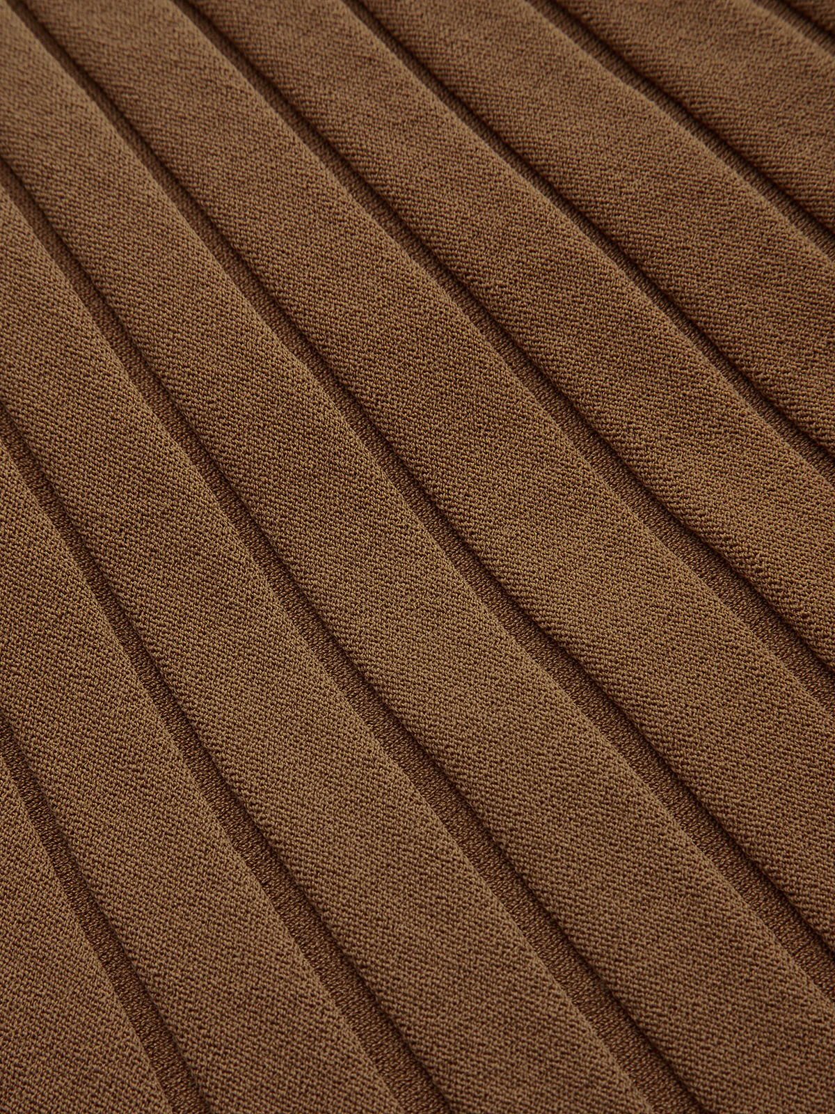 Ribbed Side Slit Button Detail Midi Skirt - Image 4