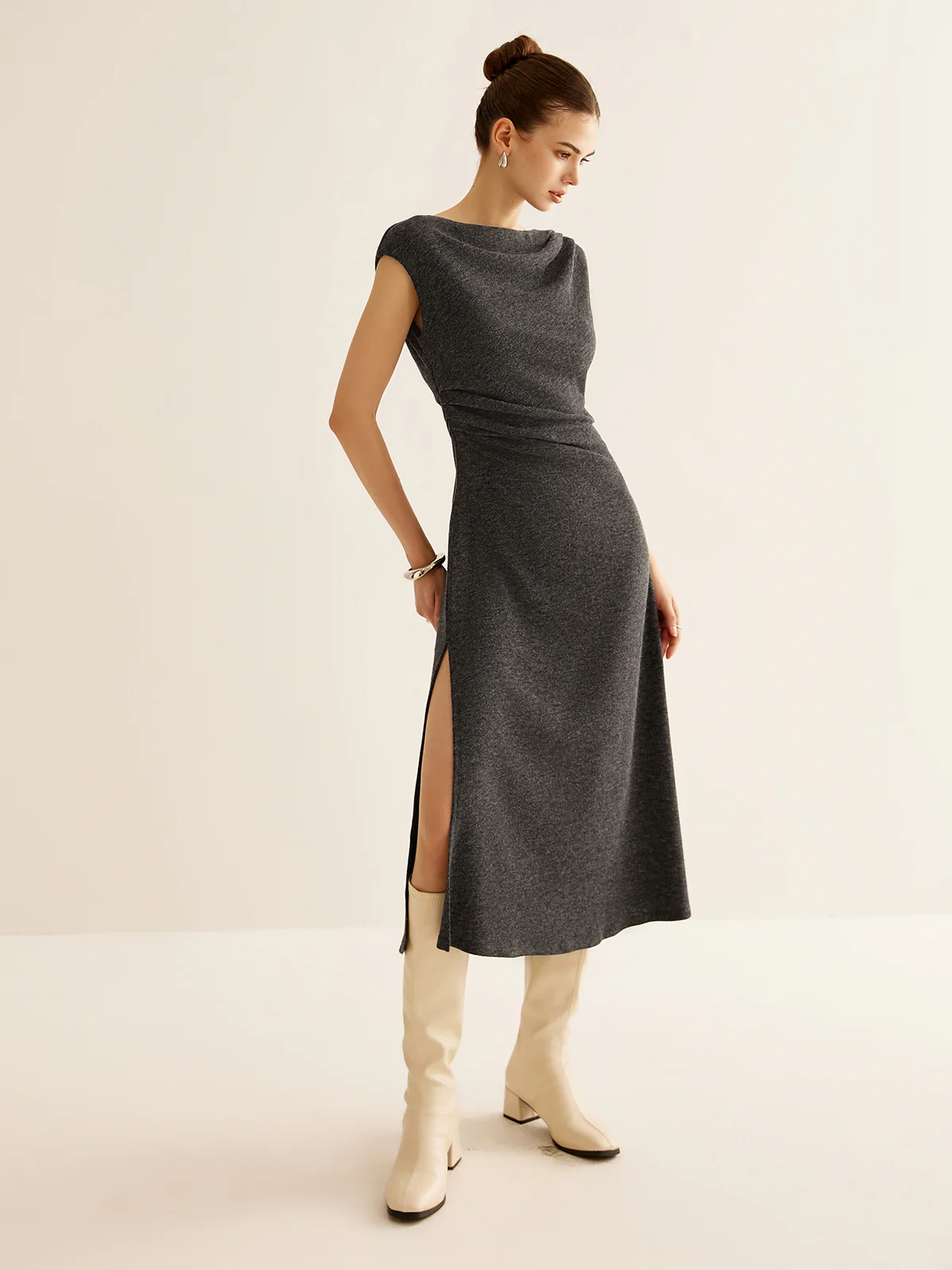 Ribbed Sleeveless Pleated Slim Dress - Image 4