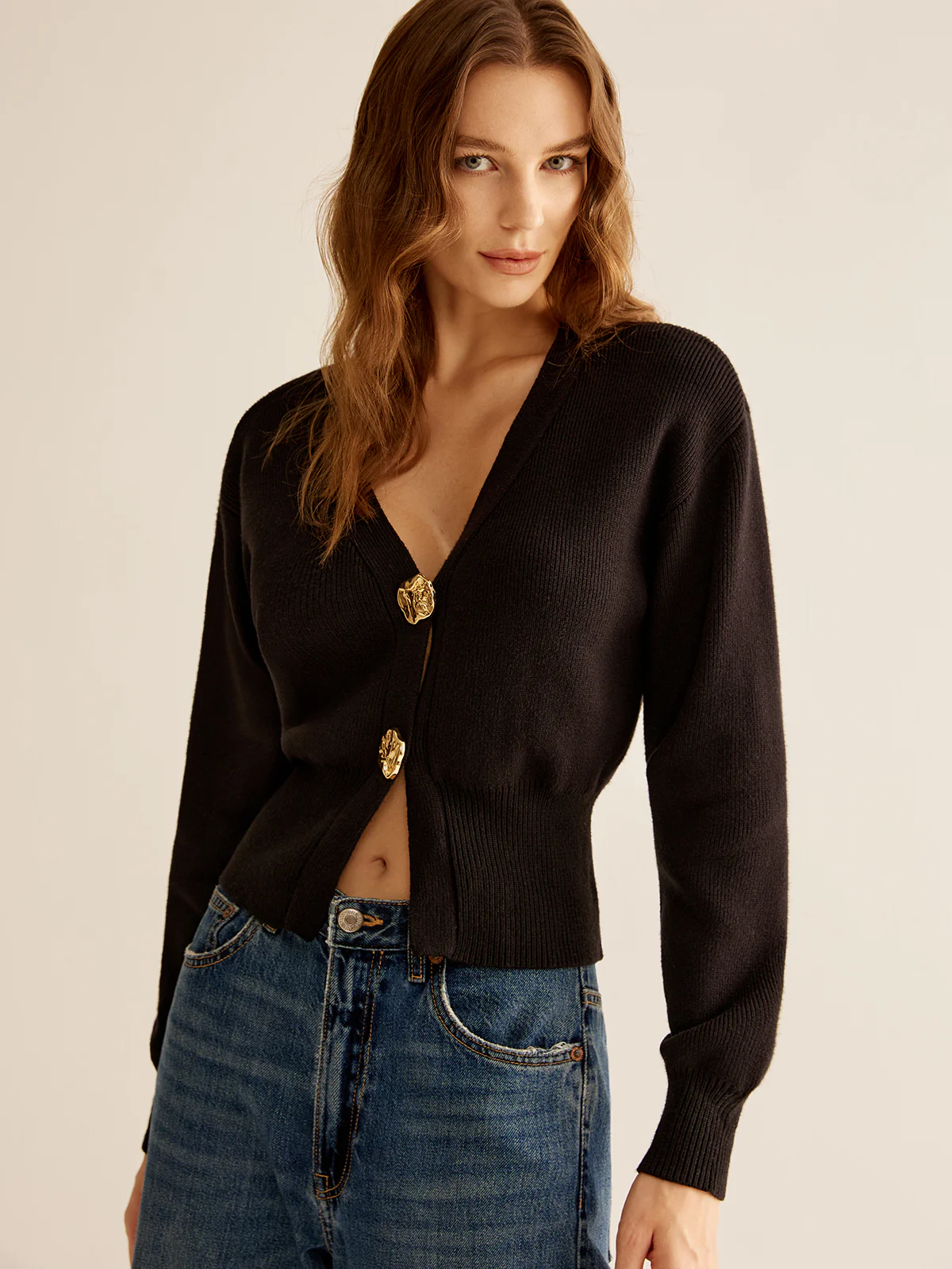 Ribbed V-Neck Cinched Cardigan - Image 7