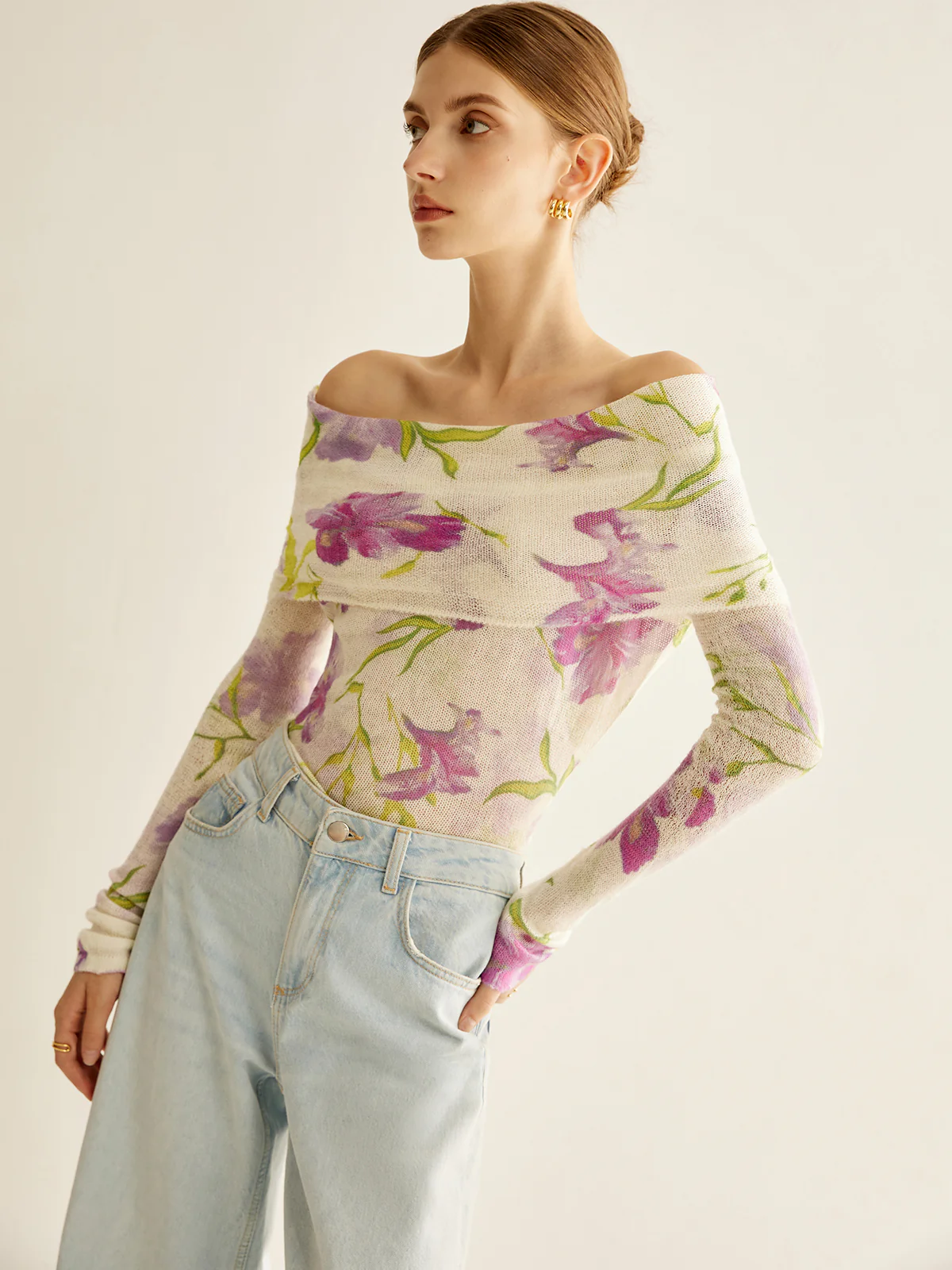 Romance Off-Shoulder Printed Knit Top - Image 3