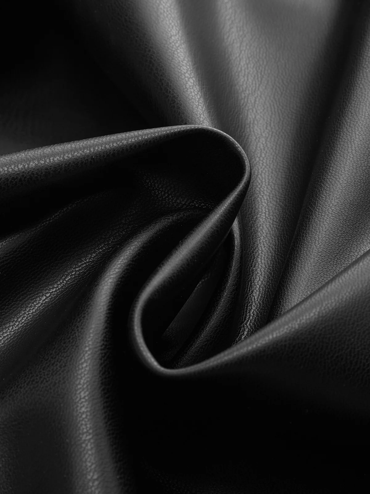Ruched Twisted Faux Leather Skirt - Image 3