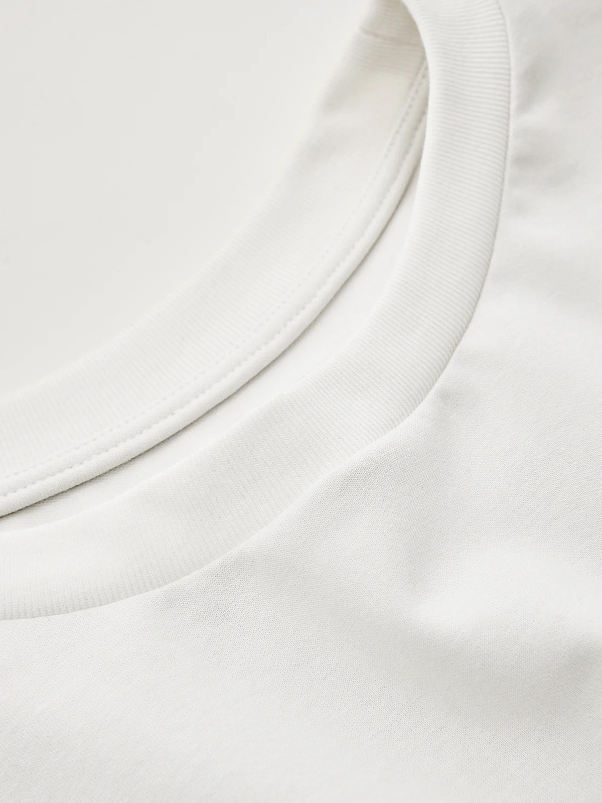 Ruched Waist Cropped Short Sleeve Top - Image 4