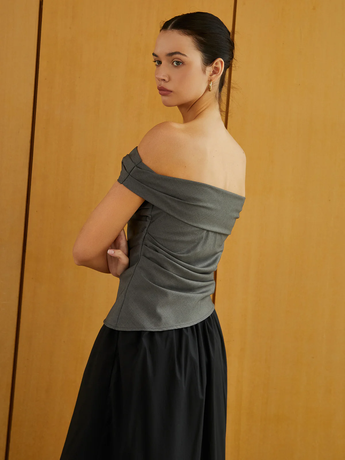 Ruched Zipper Off-Shoulder Tank Top - Image 5