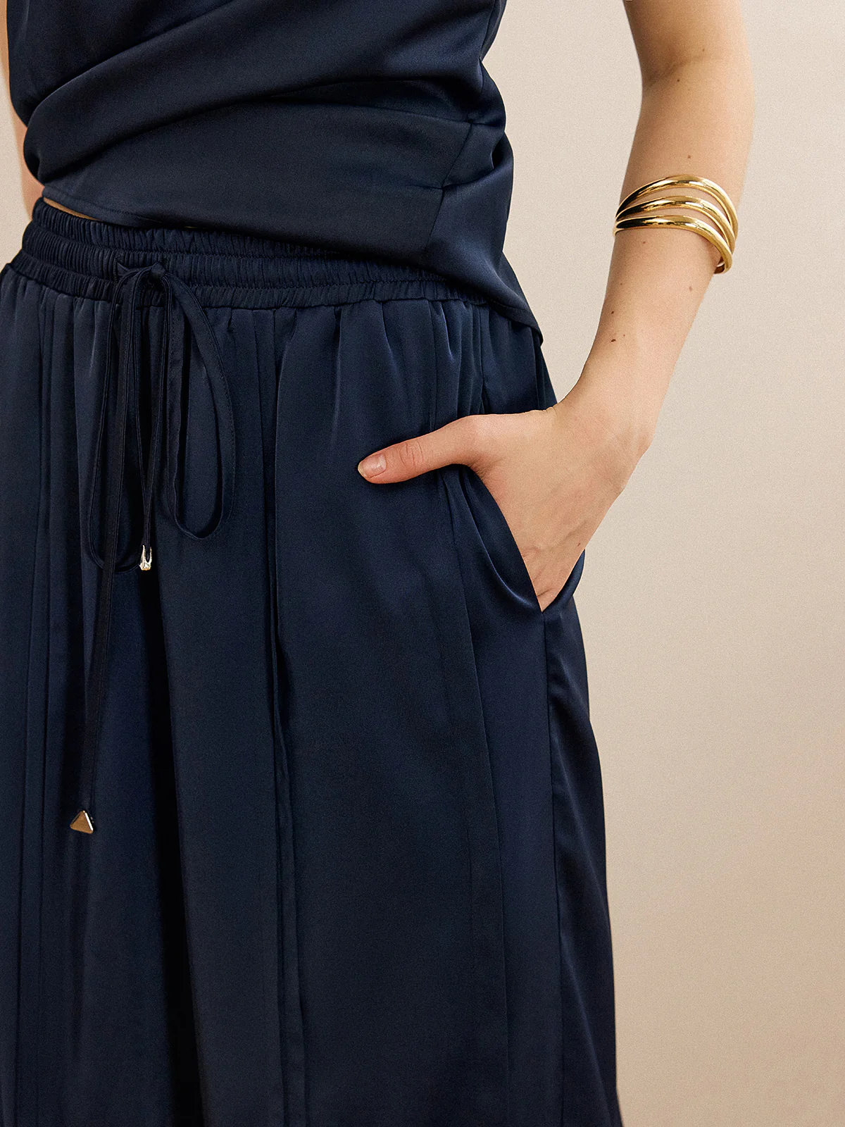 Satin Halter Neck Top and Wide-Leg Pants Set - Image 3