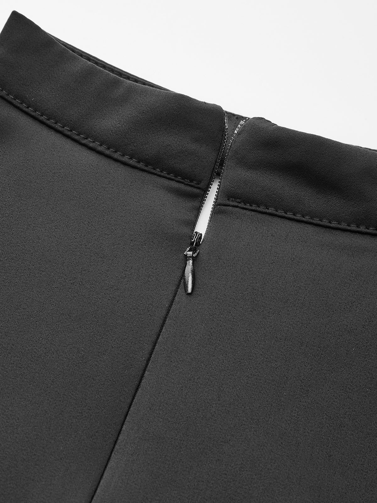 Satin Twisted Front Cropped Blouse - Image 5