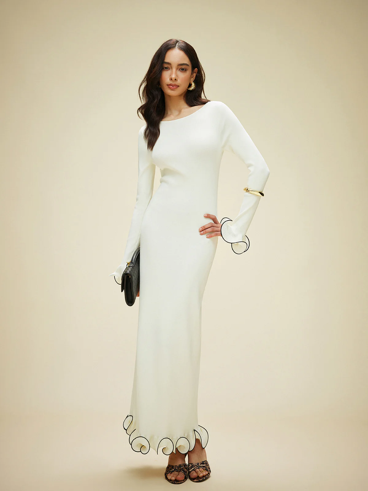 Scalloped Hem Knitted Backless Dress - Image 5