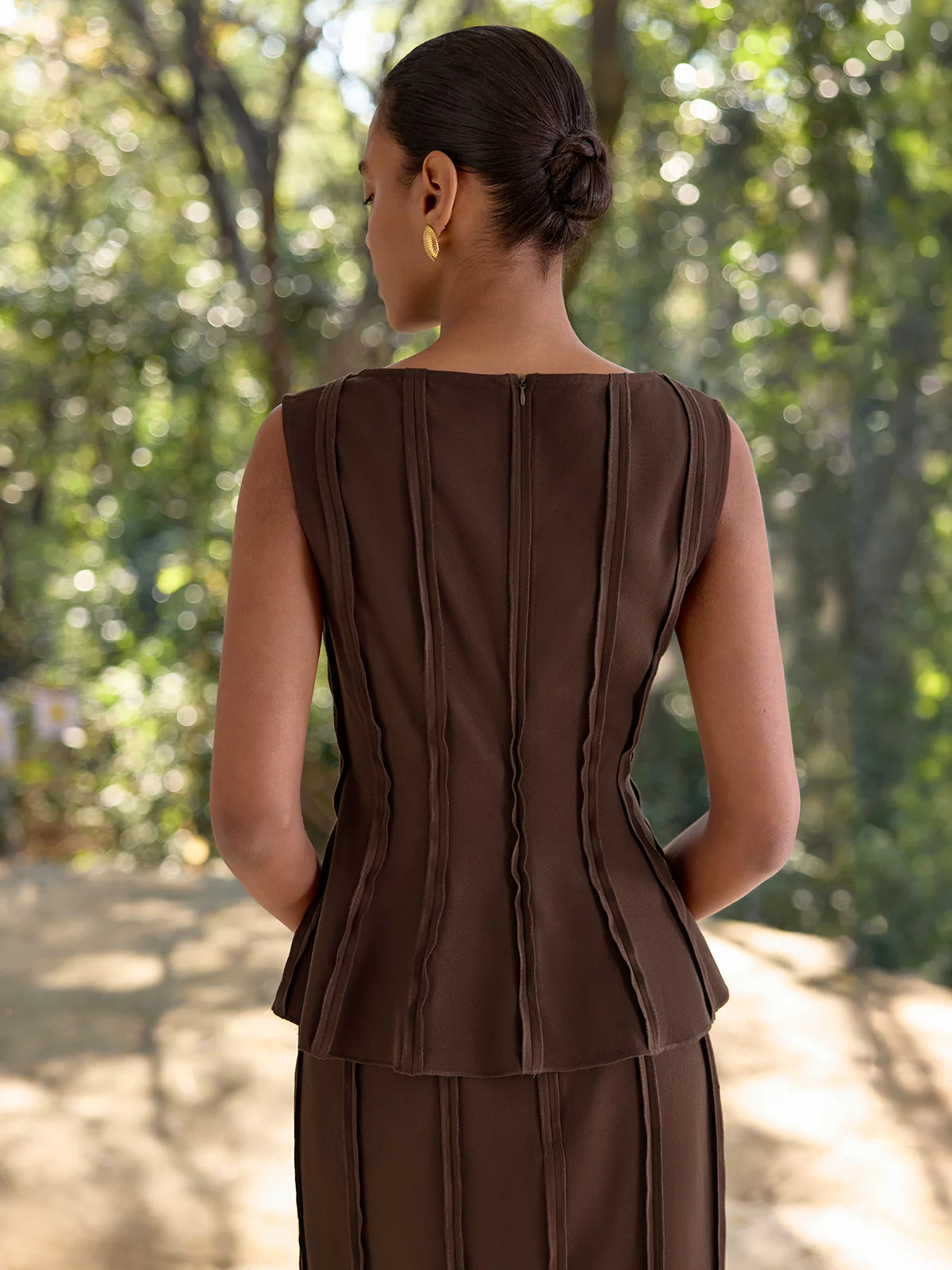 Seam-Detail Peplum Sleeveless Top - Image 5