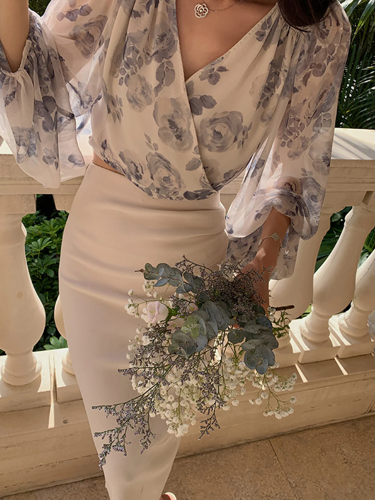 Semi-Sheer Chiffon Floral V-Neck Balloon Sleeve Blouse - Image 4