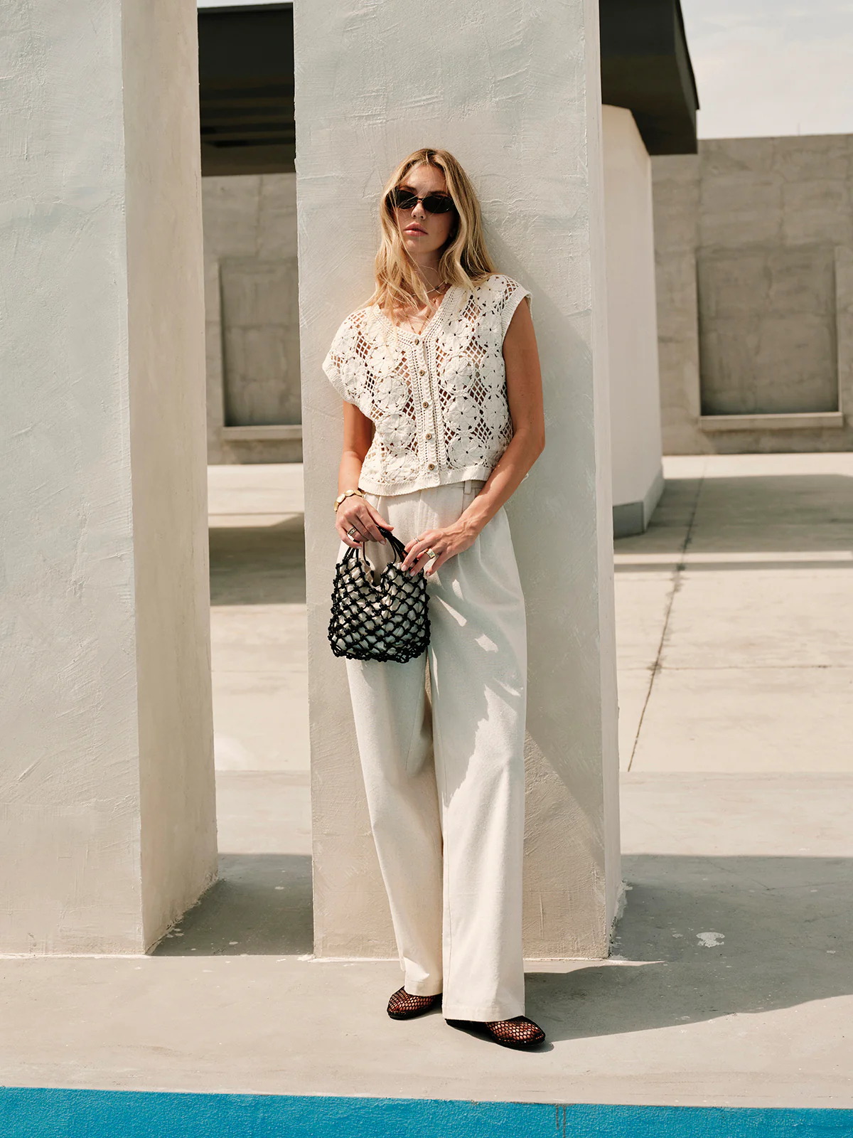 Semi-Sheer Jacquard Cut-Out V-Neck Tank Top - Image 3
