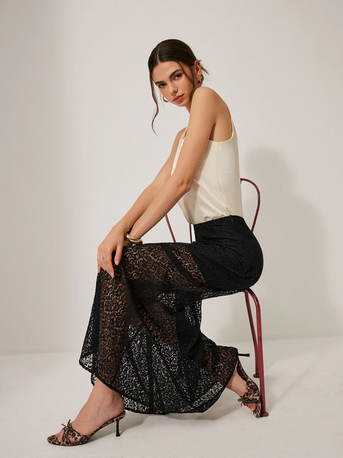 Semi-Sheer Lace Skirt Without Belt - Image 7