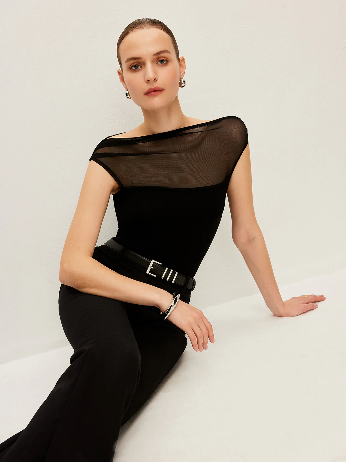 Semi-Sheer Mesh Panel Boat Neck T-Shirt - Image 3