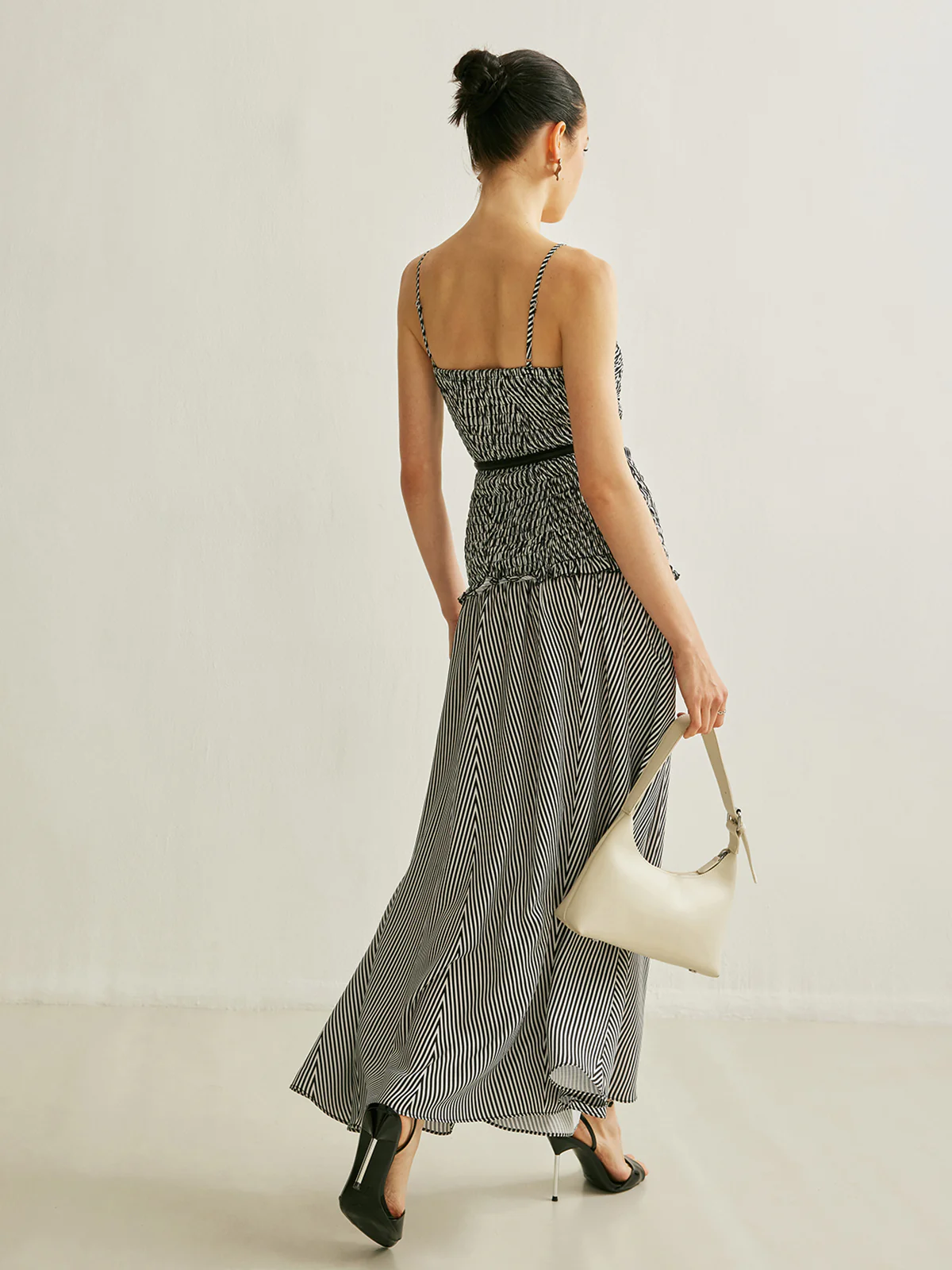 Shirred V-Neck Sleeveless Pleated Dress - Image 6