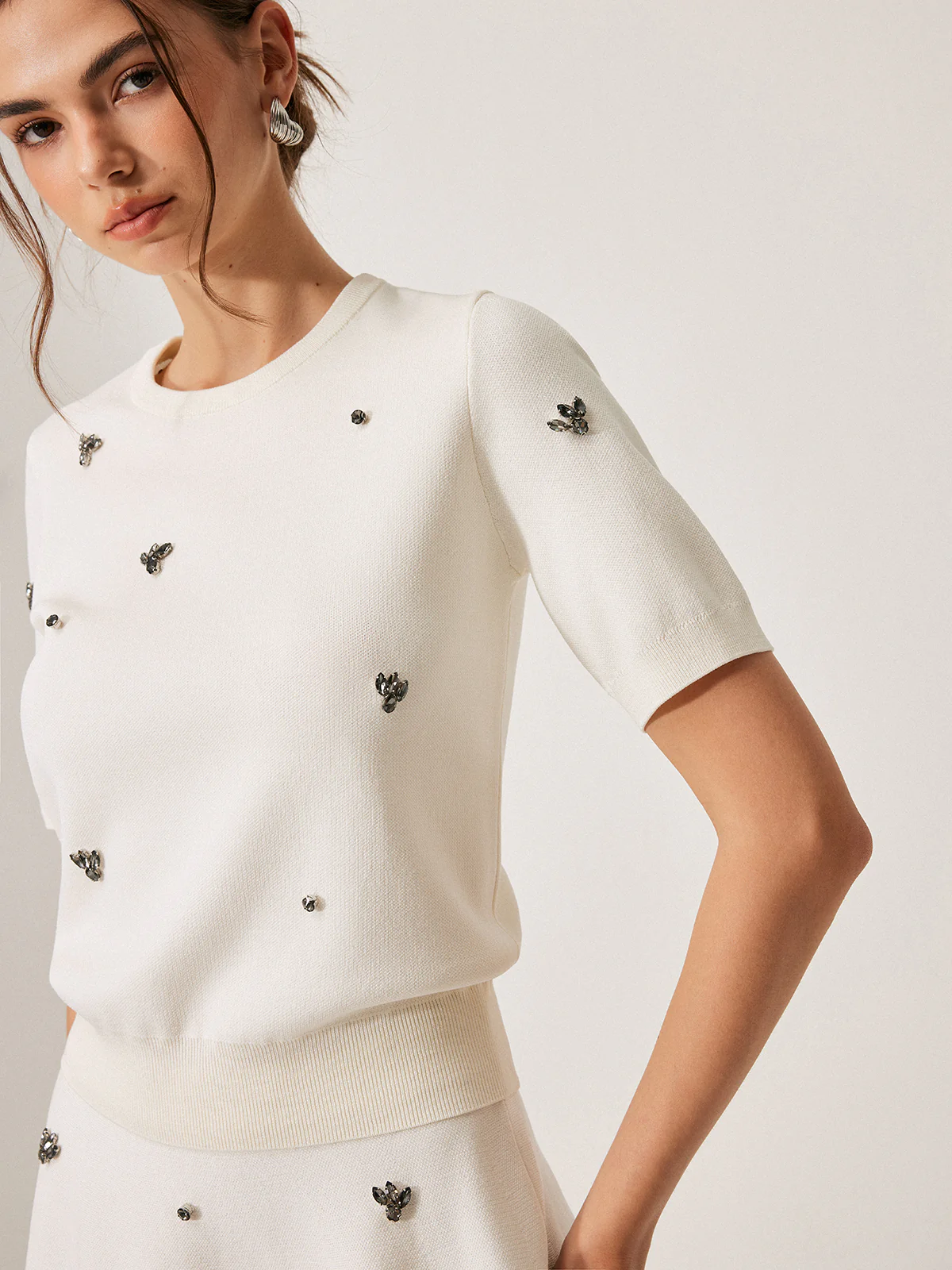 Short Sleeve Metal Detail Plain Sweater - Image 3