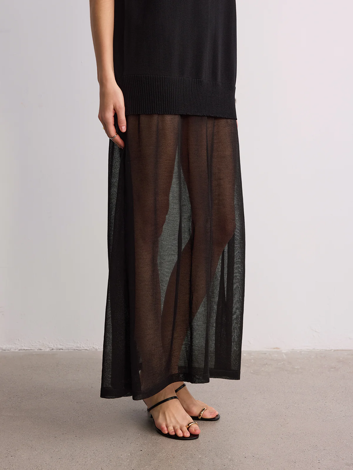 Short Sleeve Sheer Hem Knit Maxi Dress - Image 5