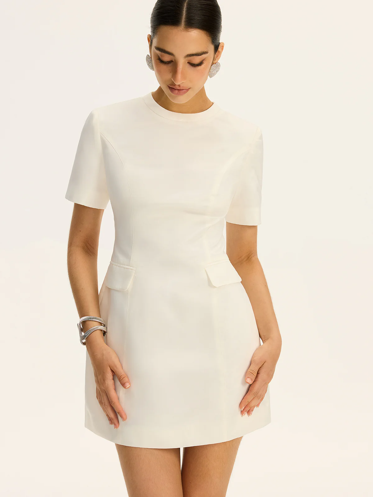 Short-Sleeved  Waist-Cinching Mini Dress with Decor Pockets - Image 5