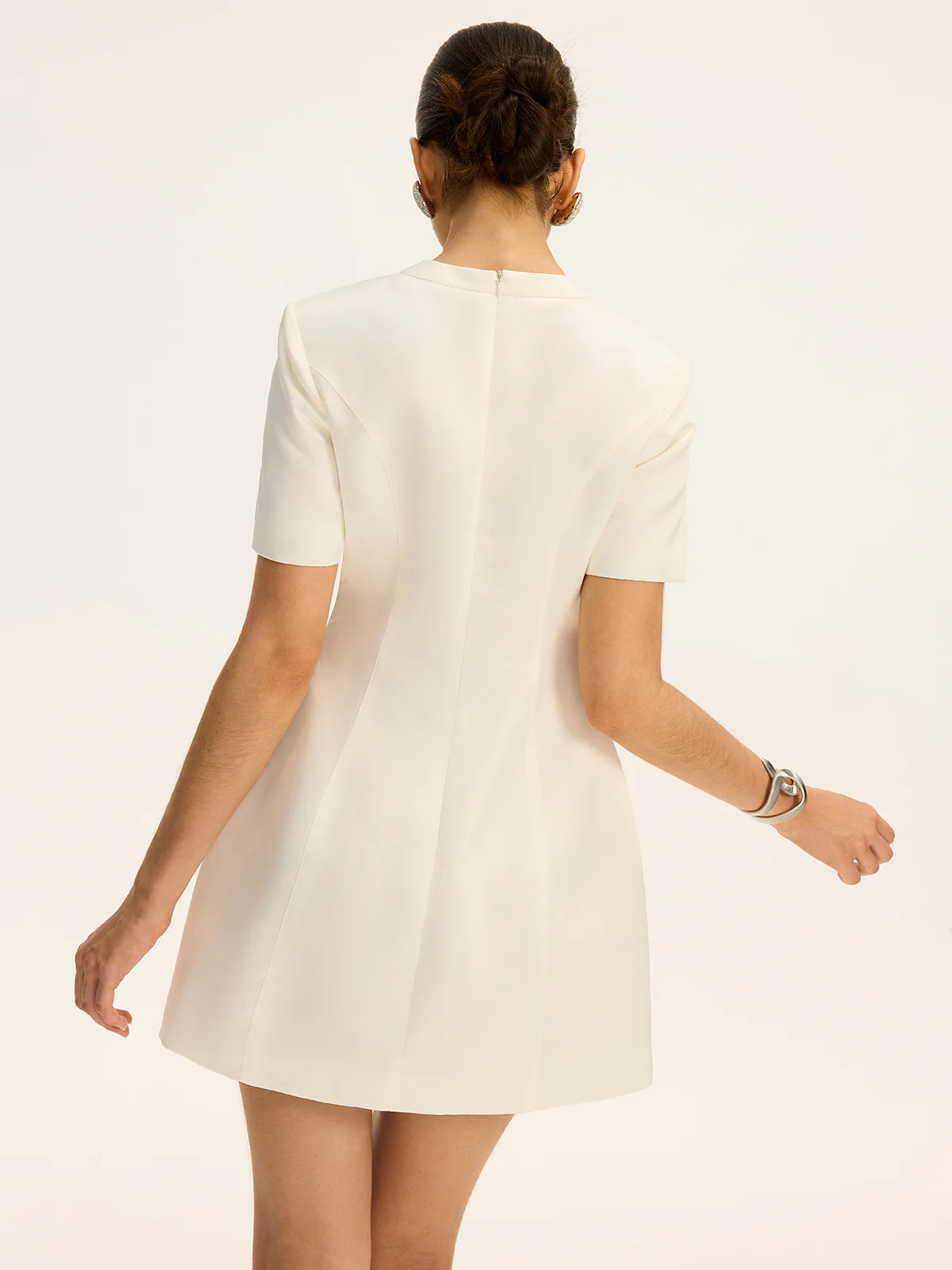 Short-Sleeved  Waist-Cinching Mini Dress with Decor Pockets - Image 6