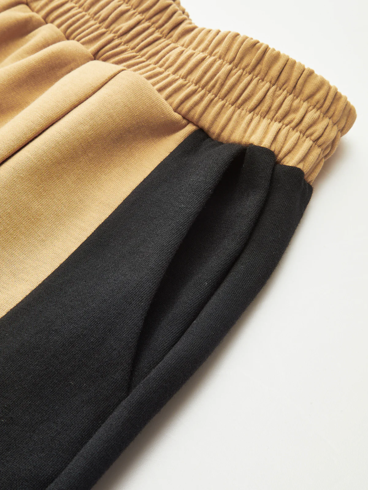 Side Color-Blocked Elastic-Waist Wide-Leg Pants - Image 5