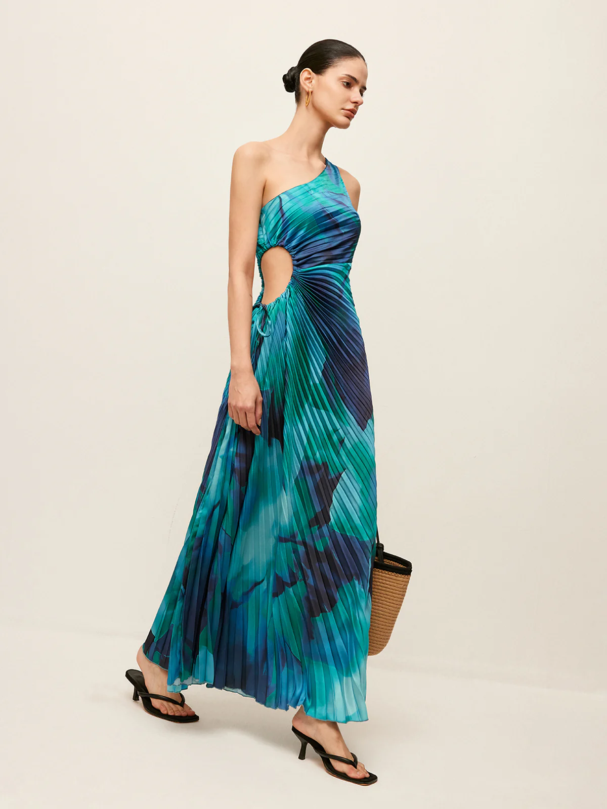 Side Cut-Out One-Shoulder Pleated Dress - Image 4