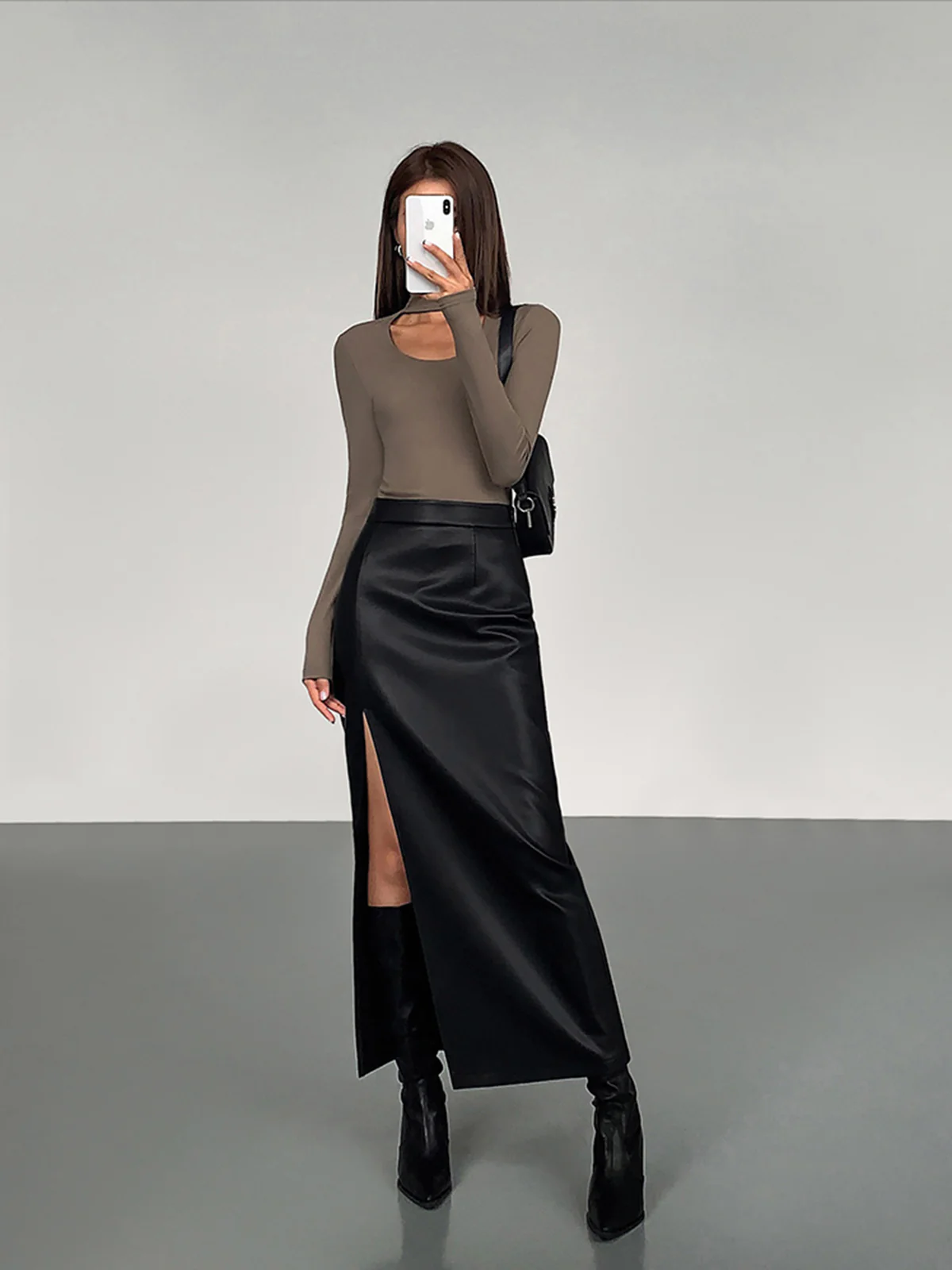 Side Split PU Leather Midi Skirt - Image 4