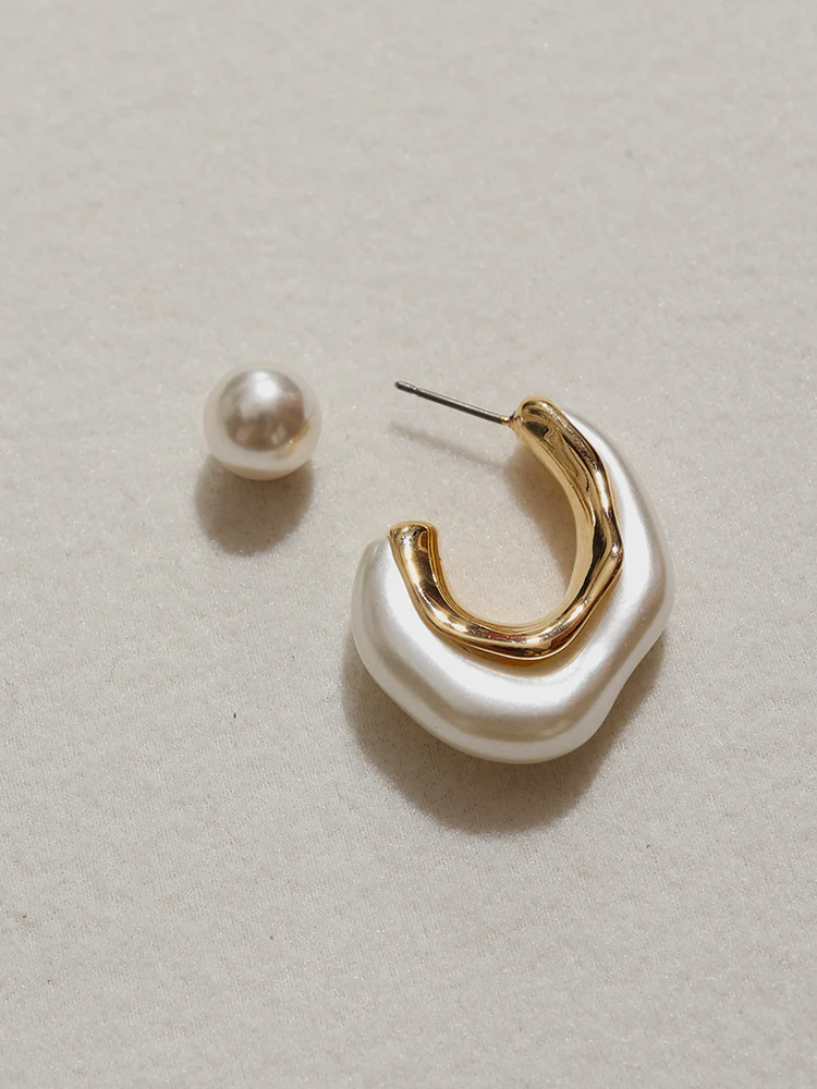Silver Needle Pearl Earrings - Image 4