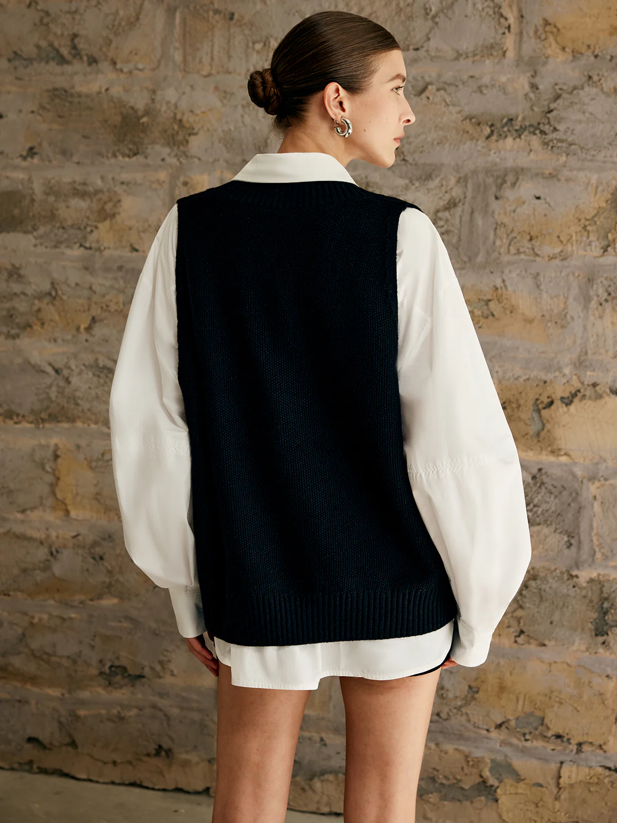 Single Piece Plain Sweater Vest - Image 6