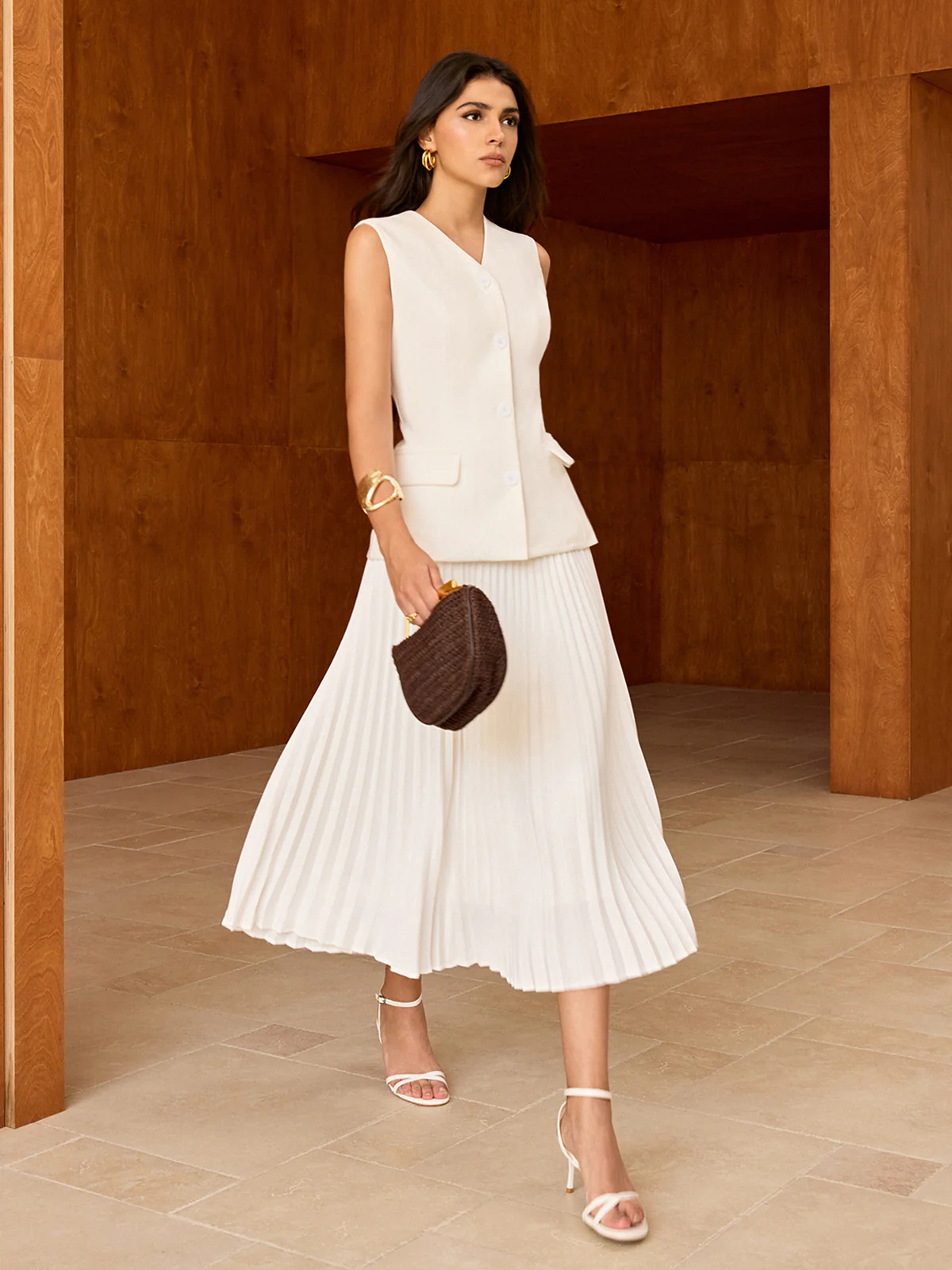 Sleeveless Button-Front Vest - Image 4