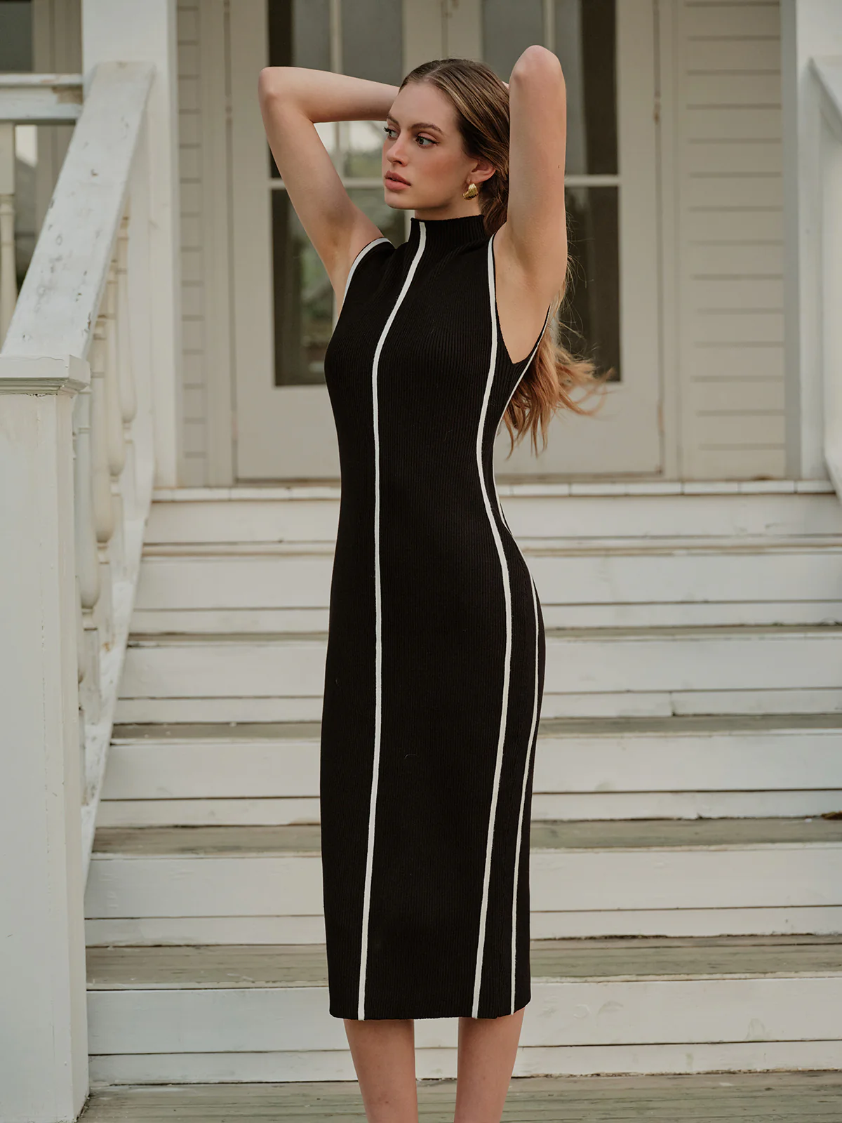 Sleeveless Color Block Sweater Dress - Image 2