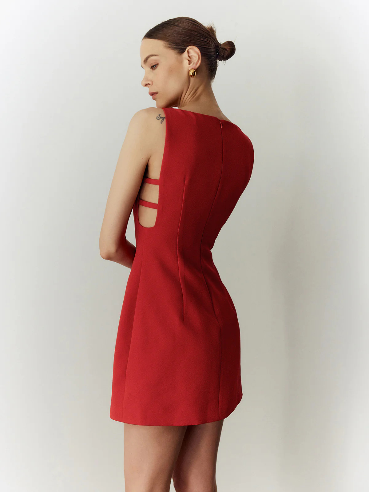 Sleeveless Cutout Solid Dress - Image 5