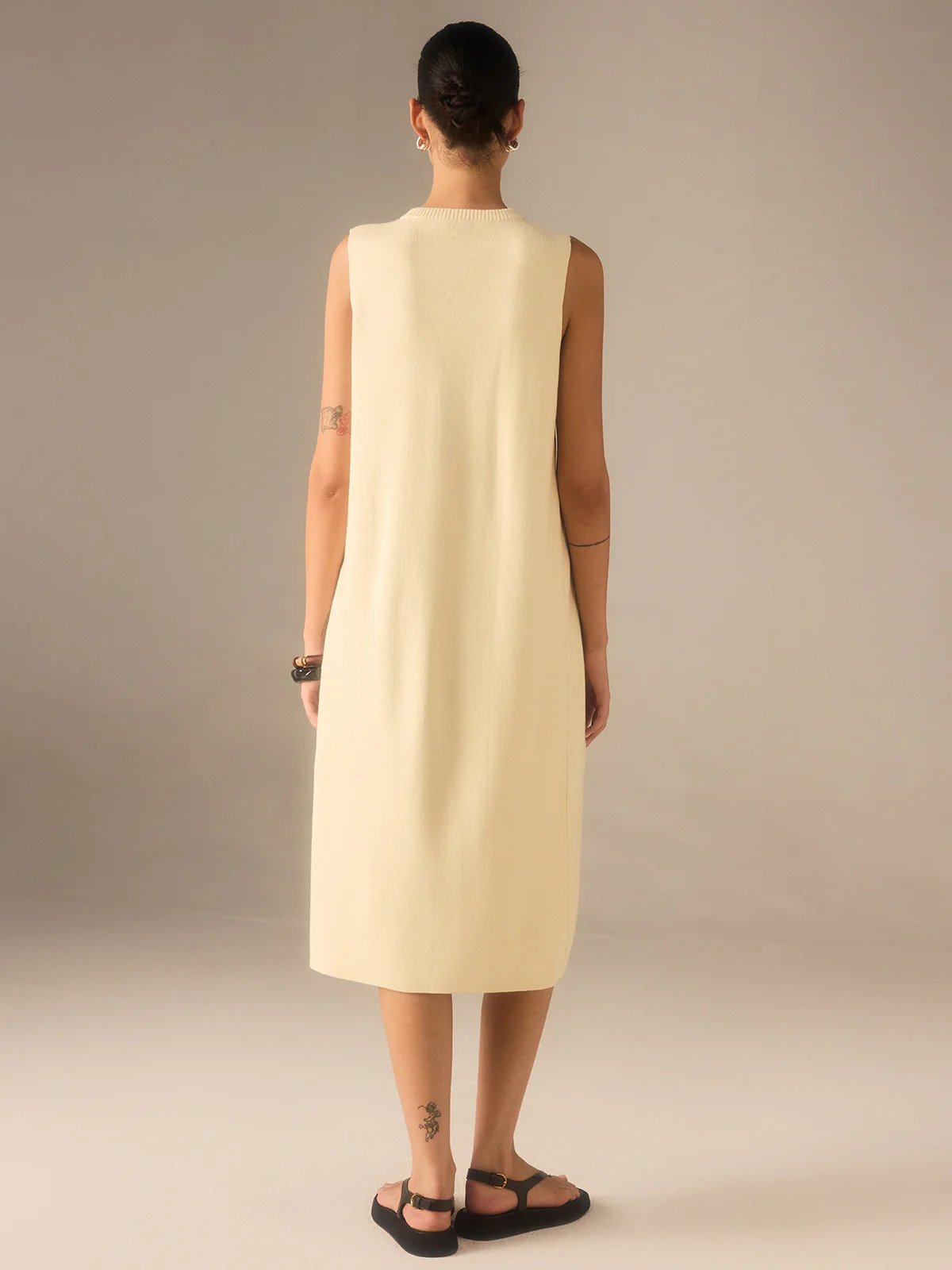 Sleeveless Knit Midi Top with Metal Button Front - Image 6