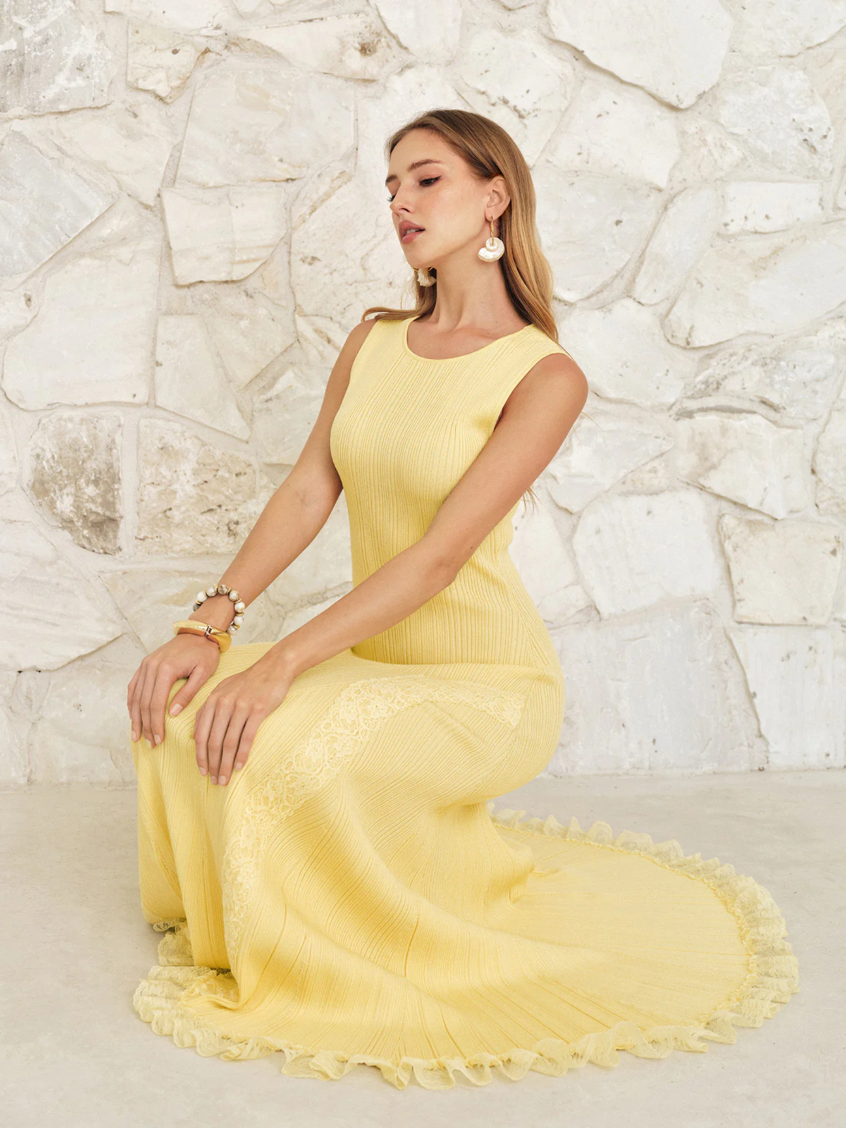 Sleeveless Lace Hem Knit Maxi Dress - Image 4