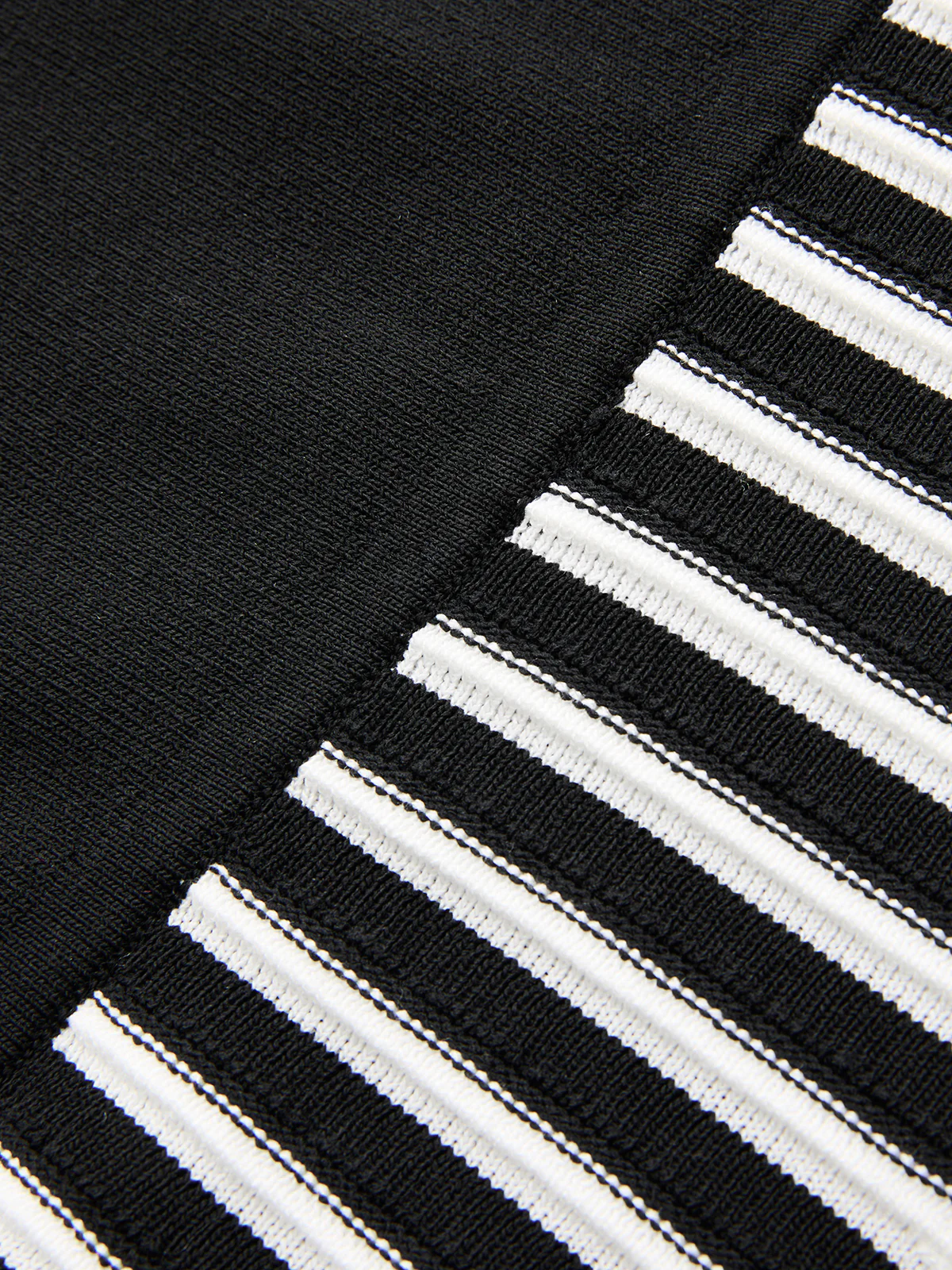 Sleeveless Mock Neck Striped Midi Dress - Image 3