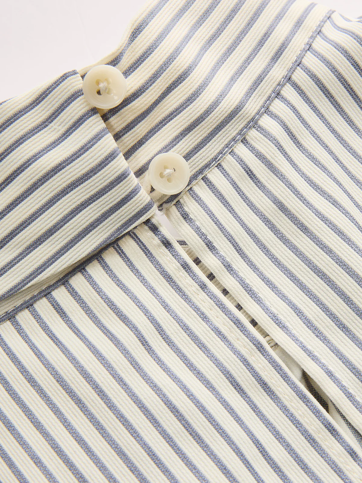 Sleeveless Striped High Neck Blouse - Image 5