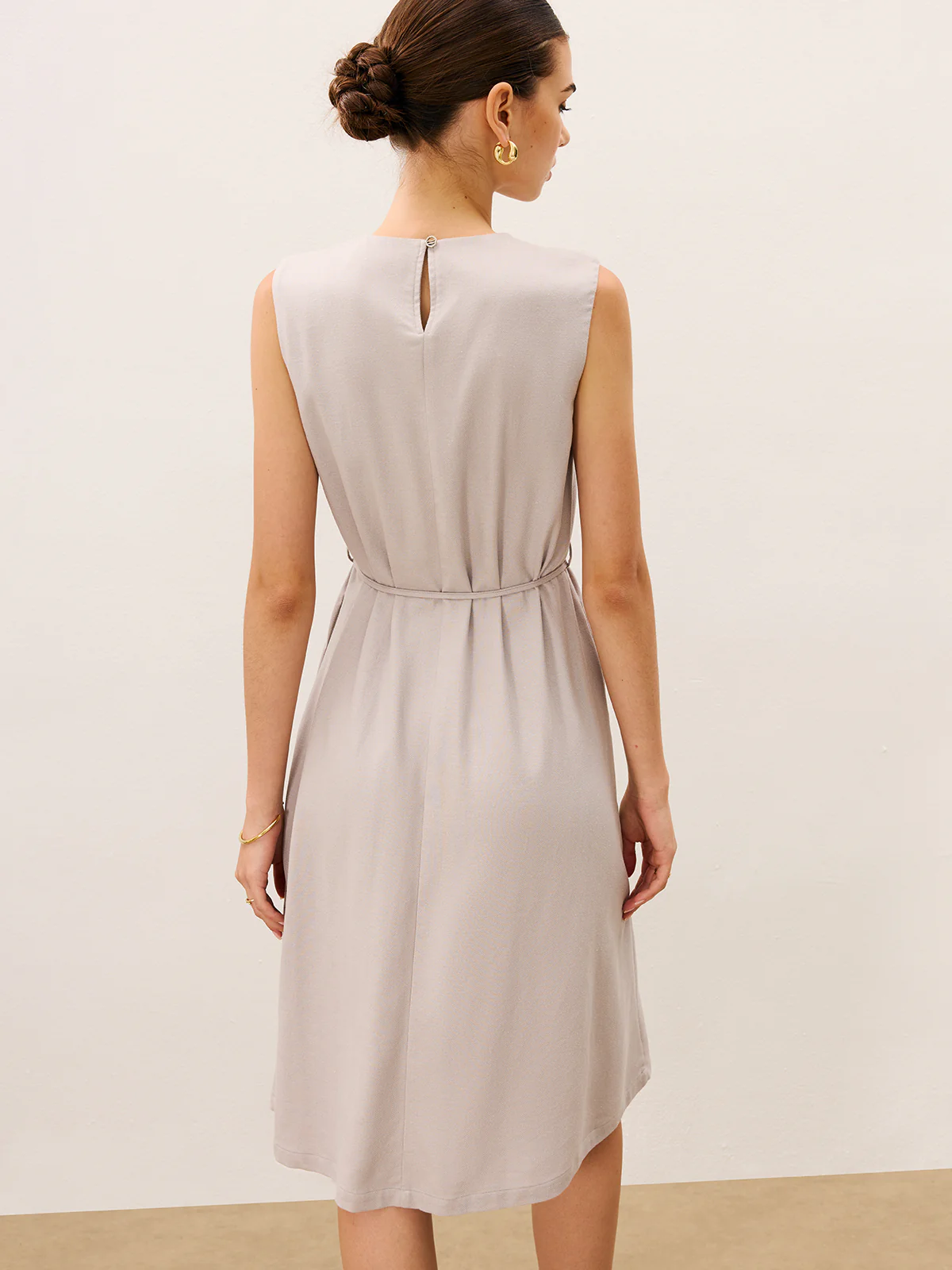 Sleeveless Tie Detail Midi Dress - Image 6