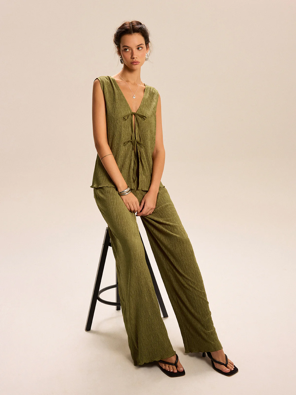 Sleeveless Tie-Front Top and Wide-Leg Pants Set - Image 4
