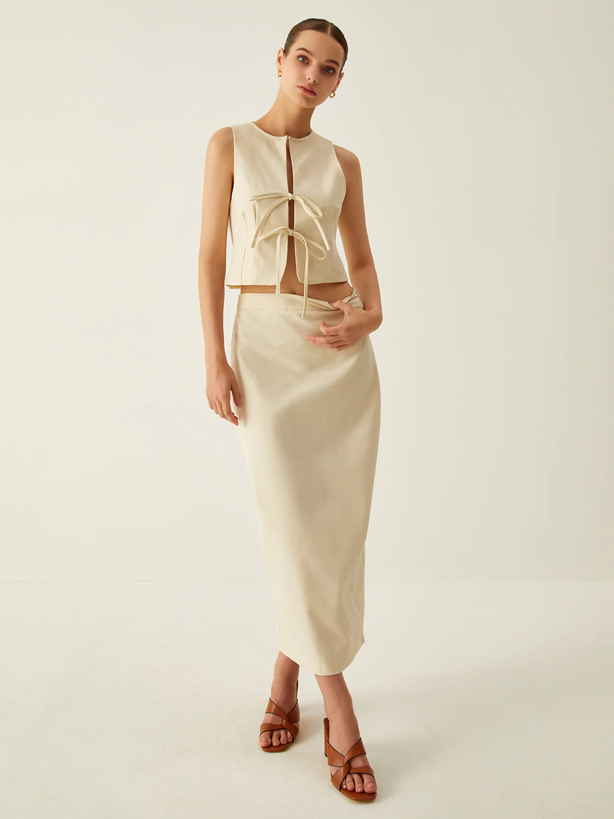Sleeveless Tie Front Vest - Image 2