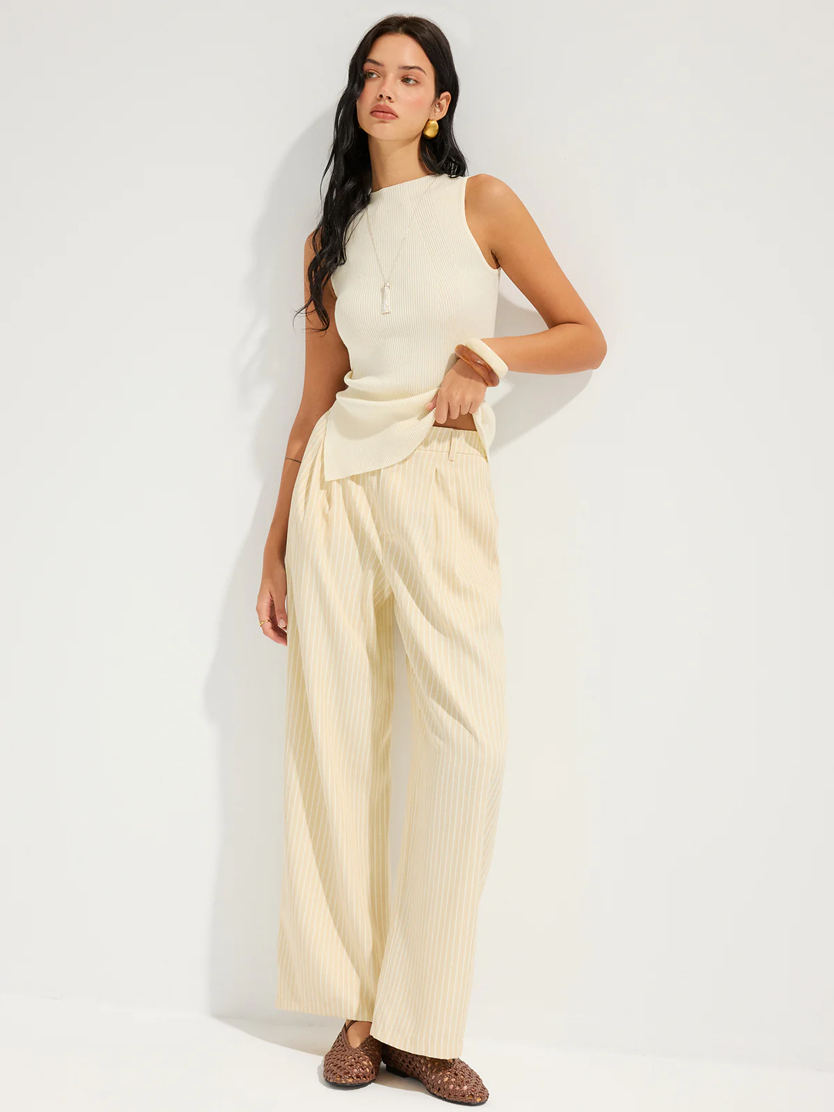 Slim Fit Ribbed Sleeveless Knit Top - Image 2