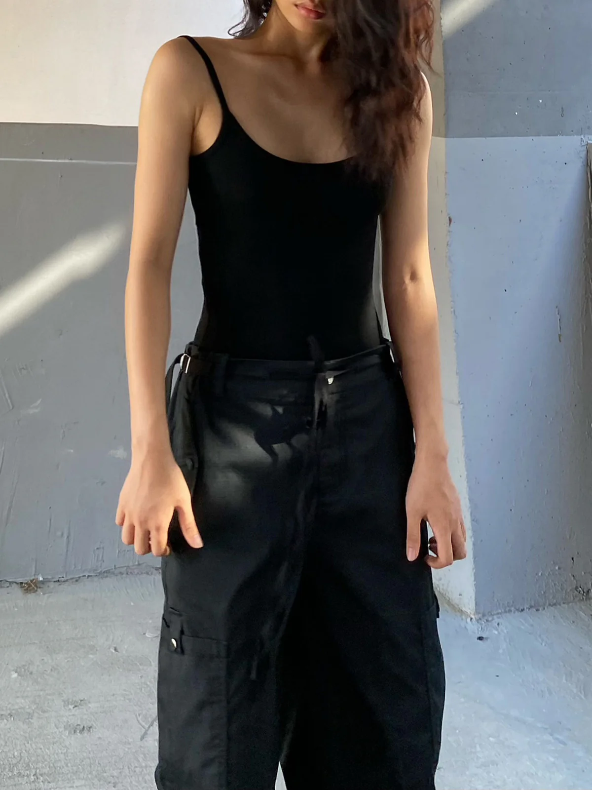 Solid Open Back Cutout Clip Bodysuit - Image 3